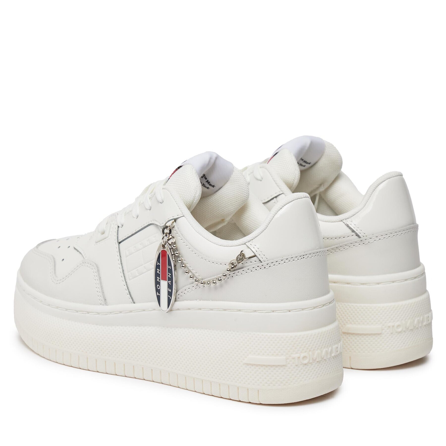 Tommy Jeans Сникърси Tjw Retro Basket Flatform Charm EN0EN02421 Екрю - Pepit.bg