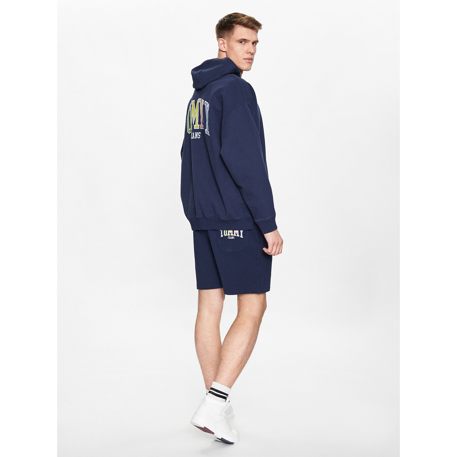 Tommy Jeans Спортни шорти College DM0DM16331 Тъмносин Regular Fit - Pepit.bg