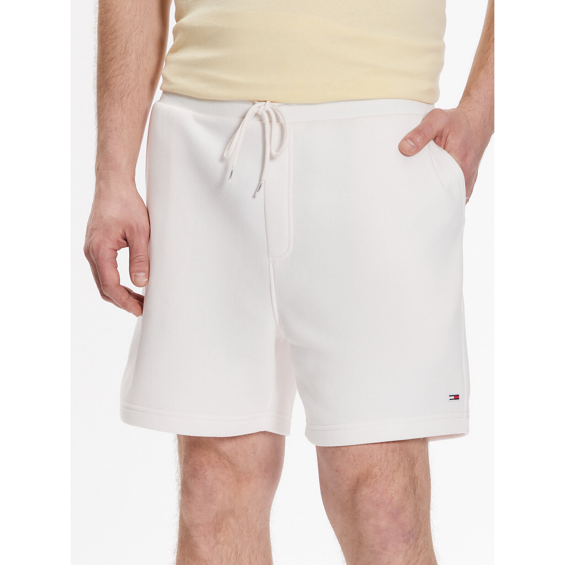Tommy Jeans Спортни шорти DM0DM16333 Бял Regular Fit - Pepit.bg