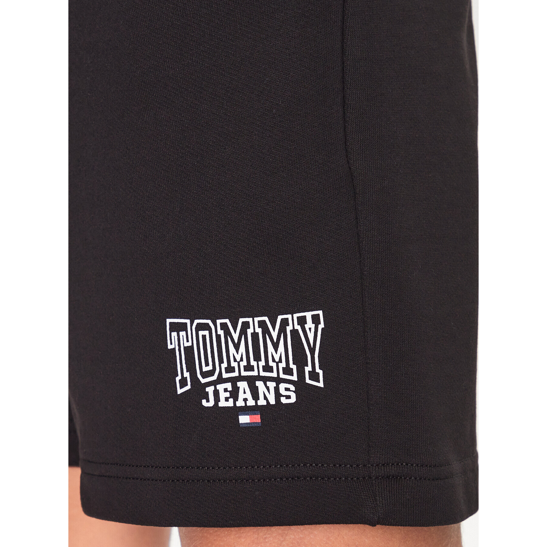 Tommy Jeans Спортни шорти Entry Price Beach DM0DM16876 Черен Regular Fit - Pepit.bg