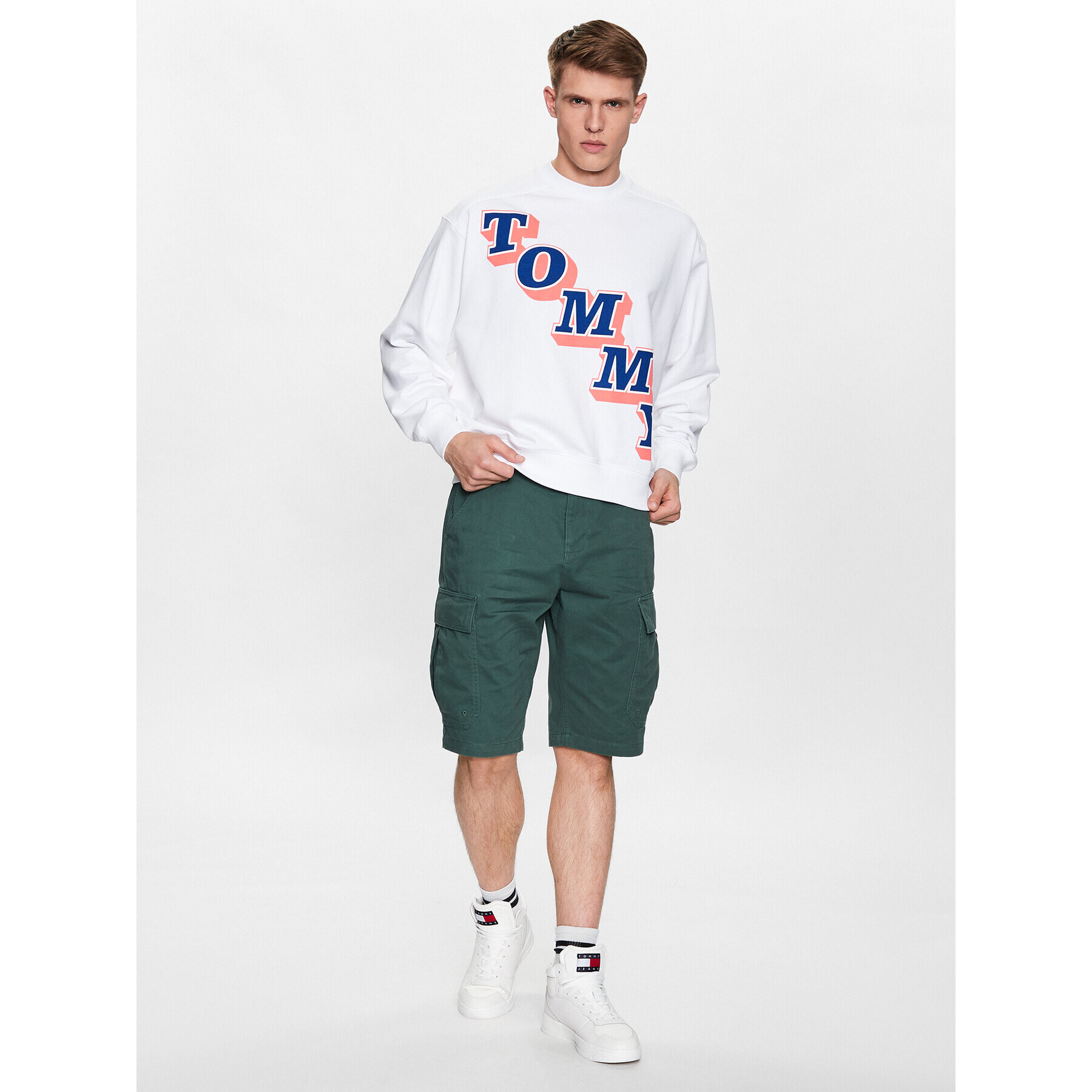 Tommy Jeans Суитшърт Boxy College DM0DM16379 Бял Boxy Fit - Pepit.bg