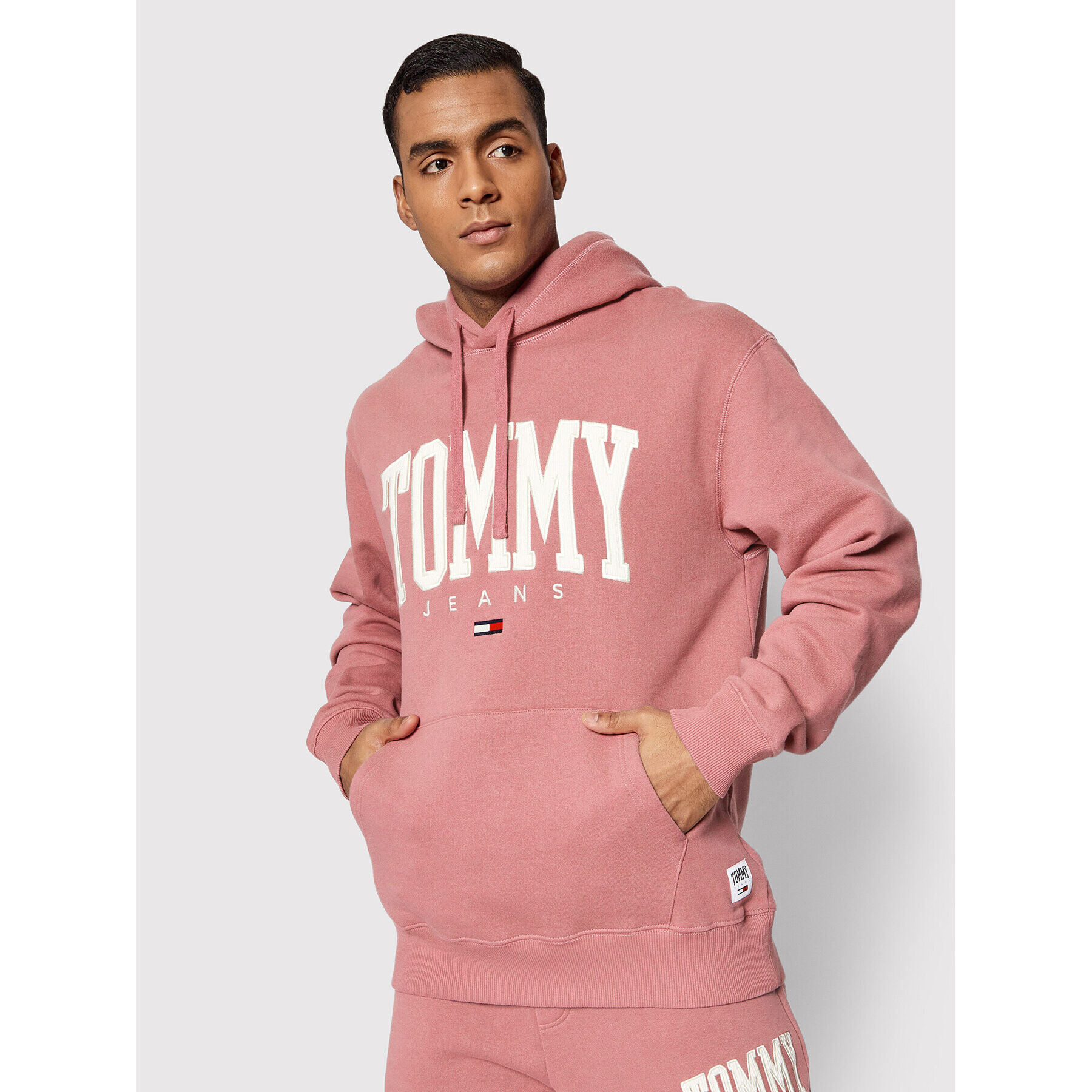 Tommy Jeans Суитшърт Collegiate DM0DM12543 Розов Relaxed Fit - Pepit.bg