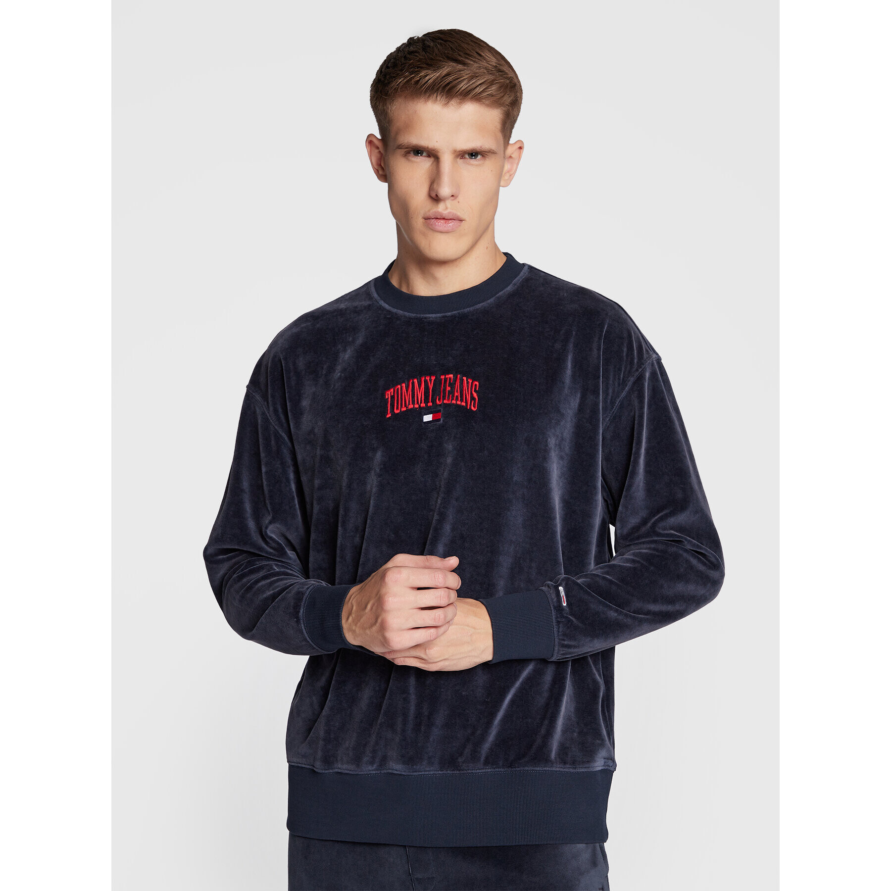 Tommy Jeans Суитшърт Collegiate Velour DM0DM15014 Тъмносин Relaxed Fit - Pepit.bg