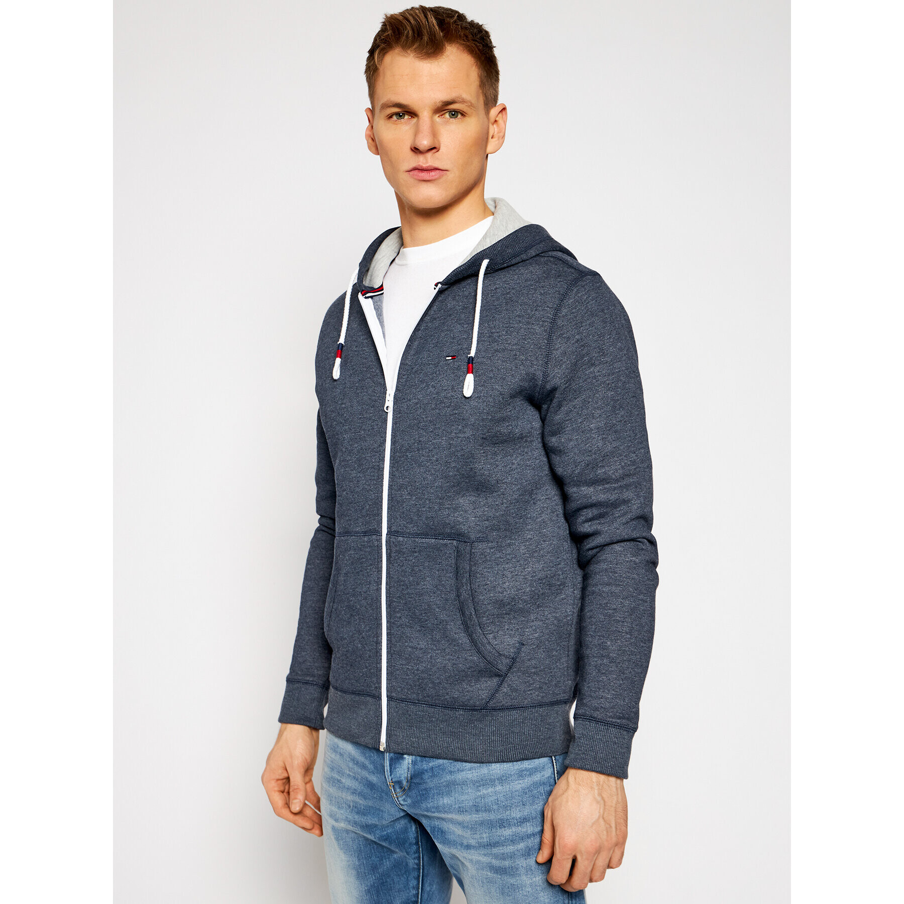 Tommy Jeans Суитшърт DM0DM04400 Тъмносин Regular Fit - Pepit.bg