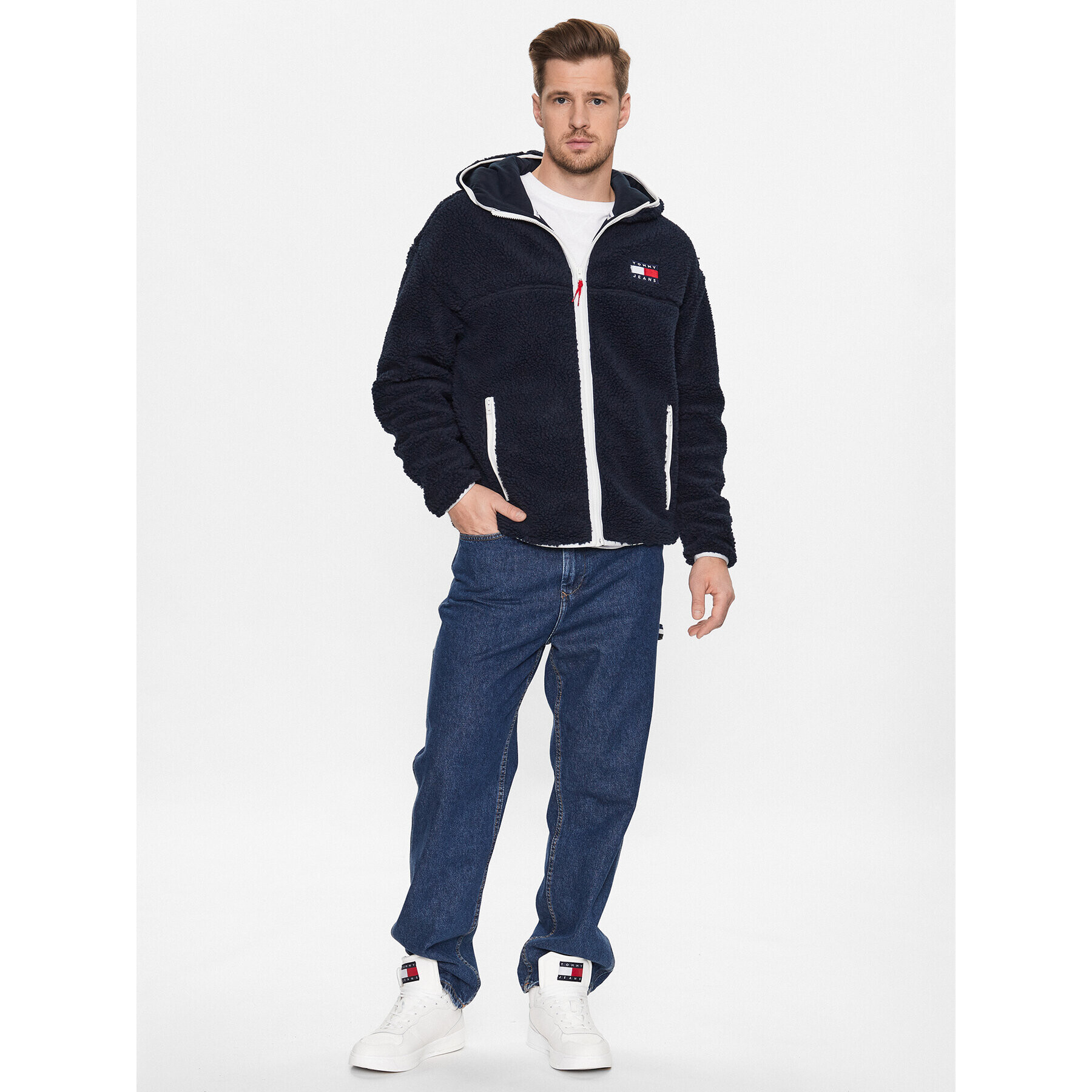 Tommy Jeans Суитшърт DM0DM15509 Тъмносин Regular Fit - Pepit.bg