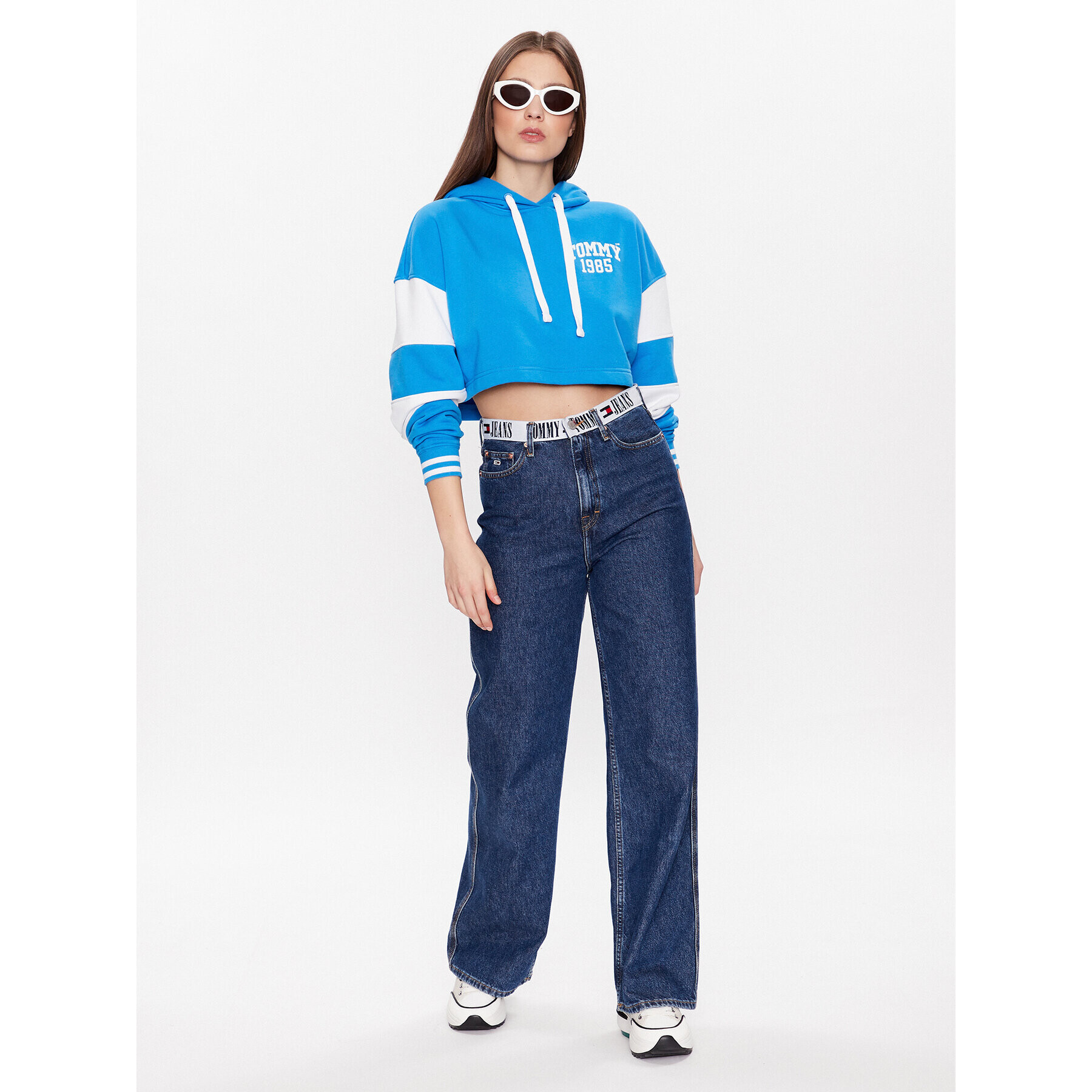 Tommy Jeans Суитшърт DW0DW15422 Син Cropped Fit - Pepit.bg