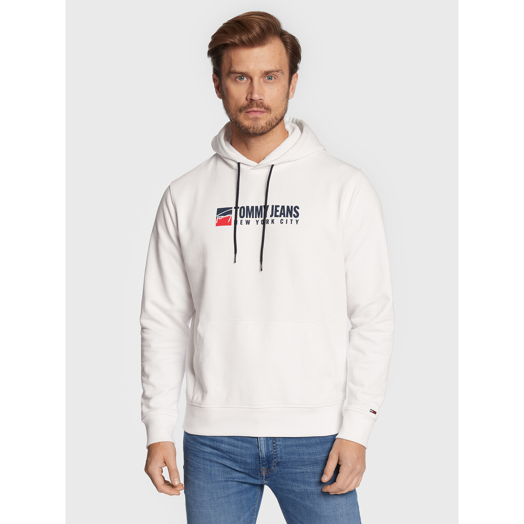 Tommy Jeans Суитшърт Entry Athletics DM0DM13878 Бял Regular Fit - Pepit.bg