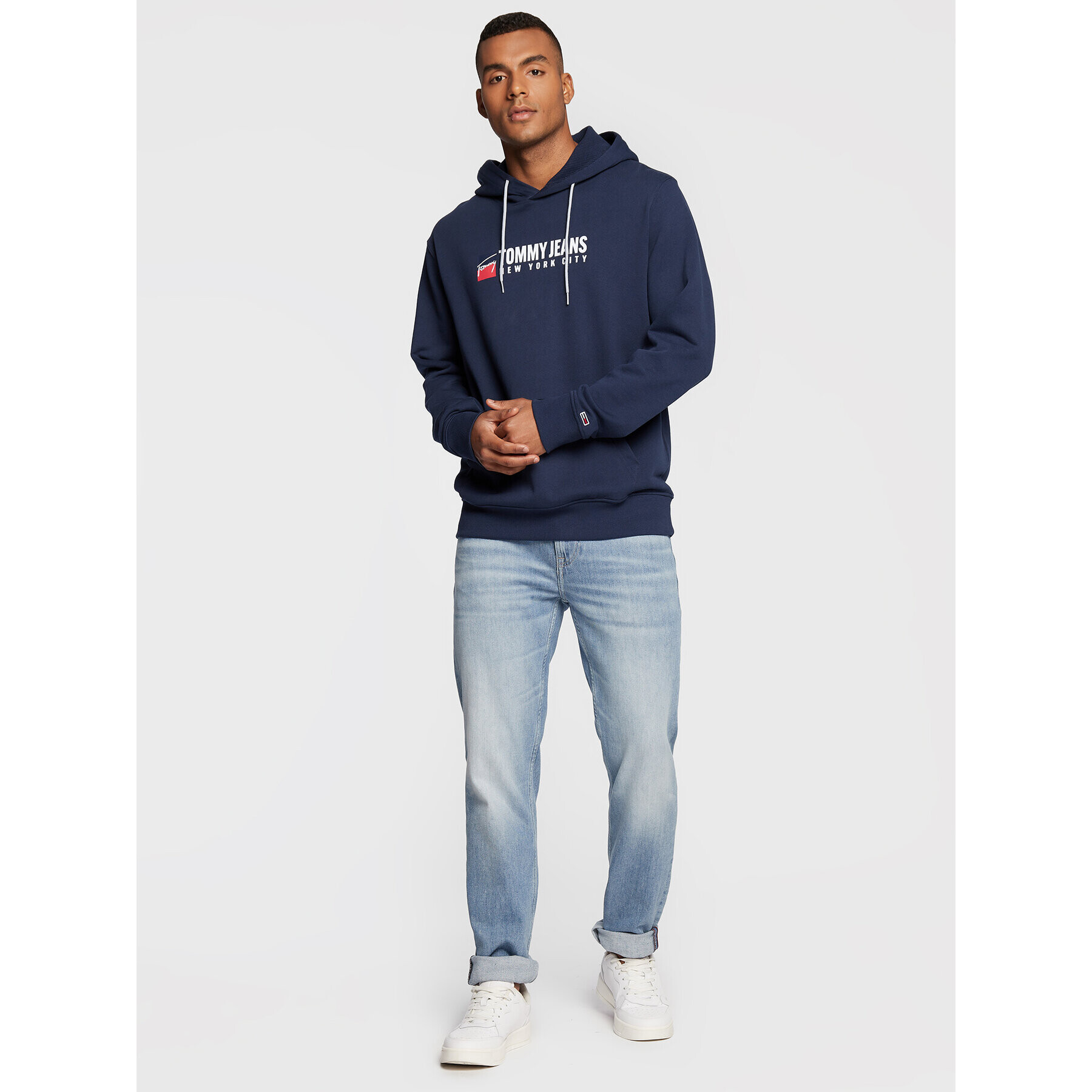 Tommy Jeans Суитшърт Entry Athletics DM0DM13878 Тъмносин Regular Fit - Pepit.bg