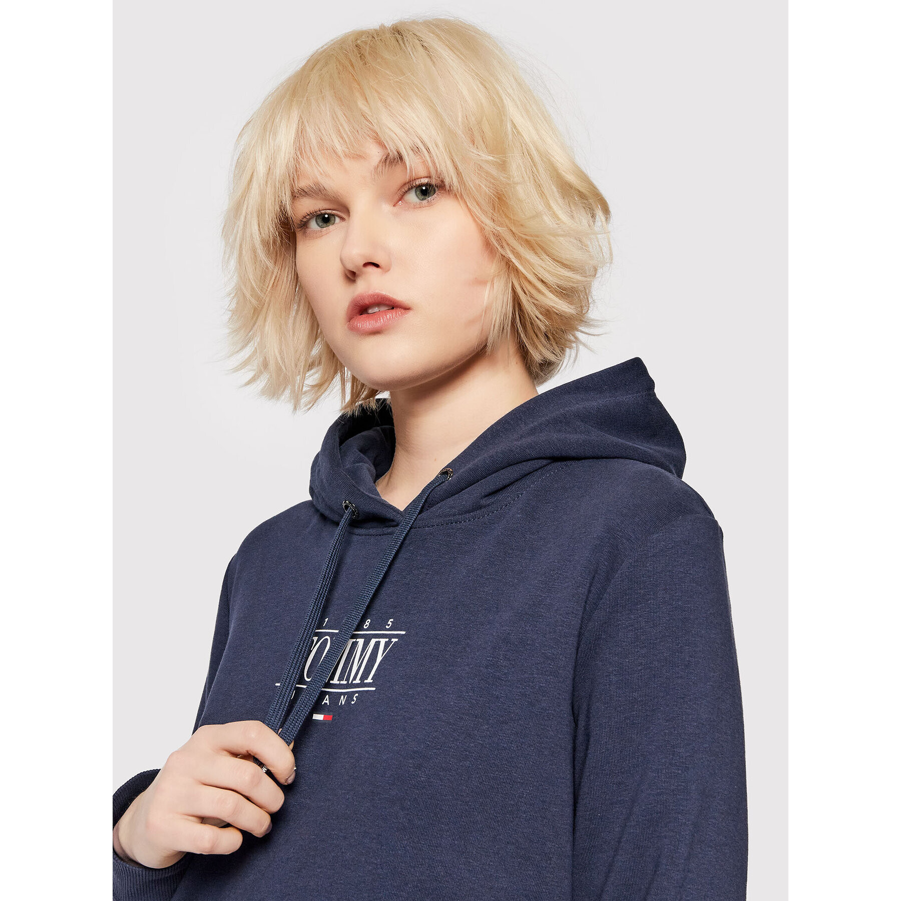 Tommy Jeans Суитшърт Essential DW0DW11049 Тъмносин Regular Fit - Pepit.bg