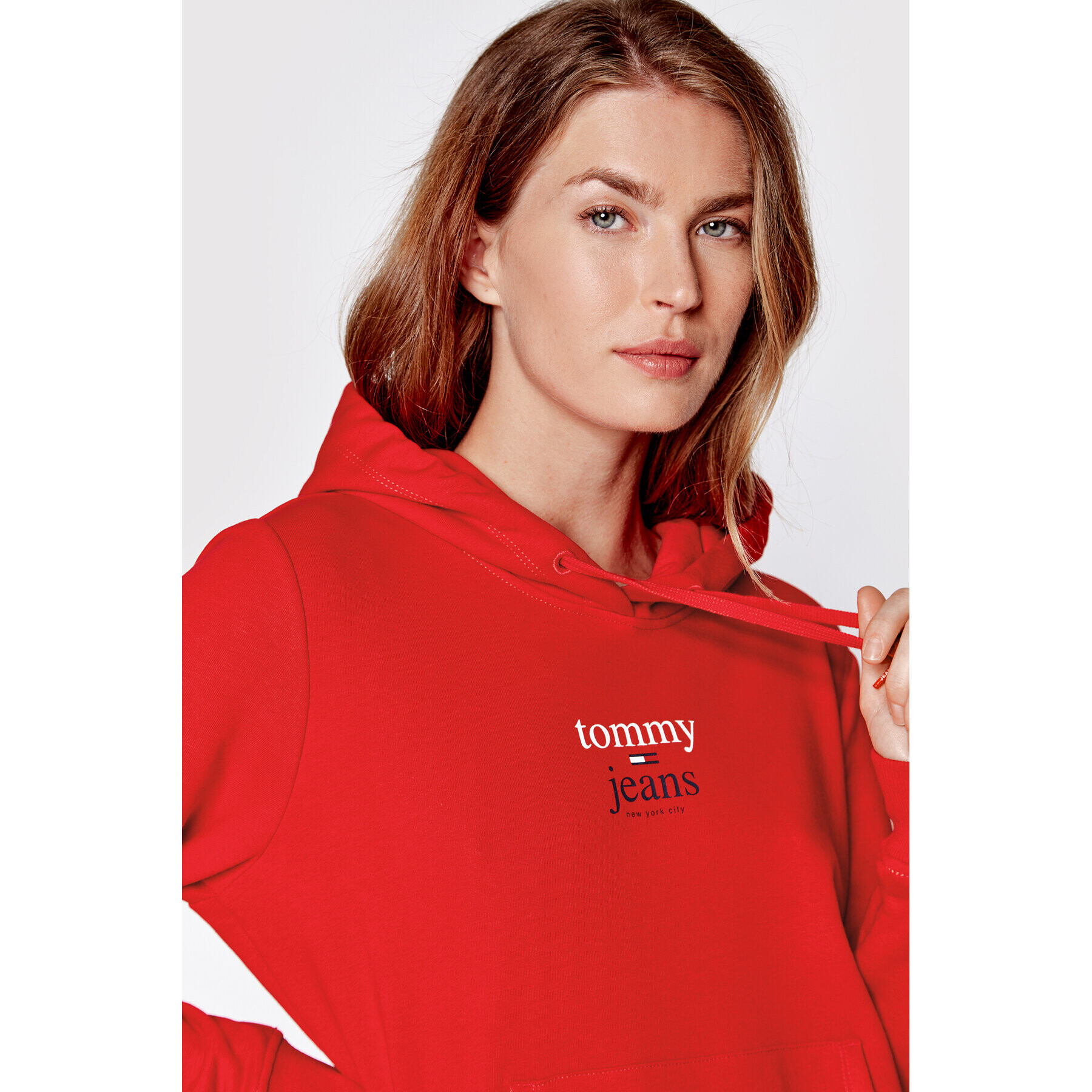 Tommy Jeans Суитшърт Essential DW0DW13573 Червен Regular Fit - Pepit.bg