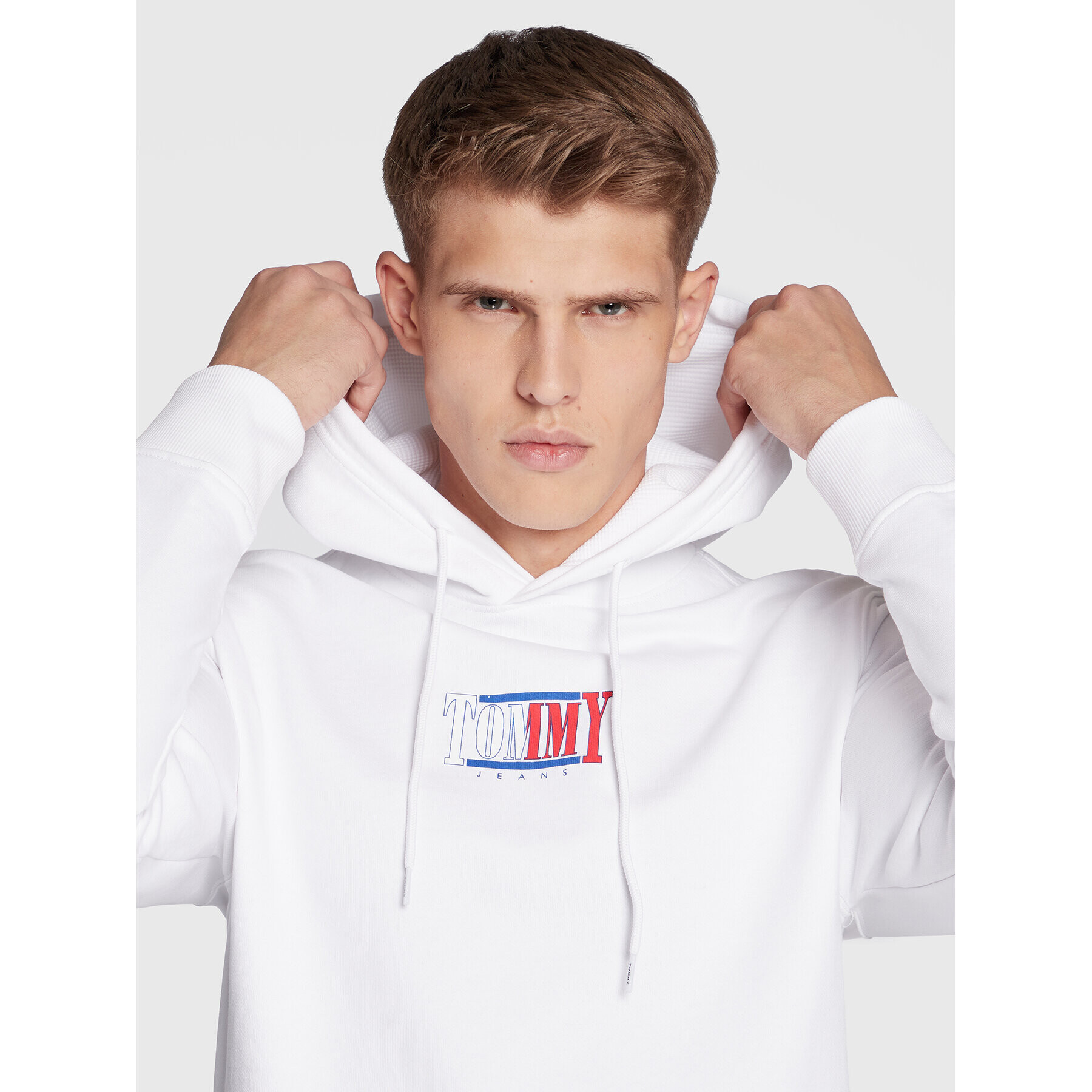 Tommy Jeans Суитшърт Essential Graphic DM0DM15006 Бял Regular Fit - Pepit.bg