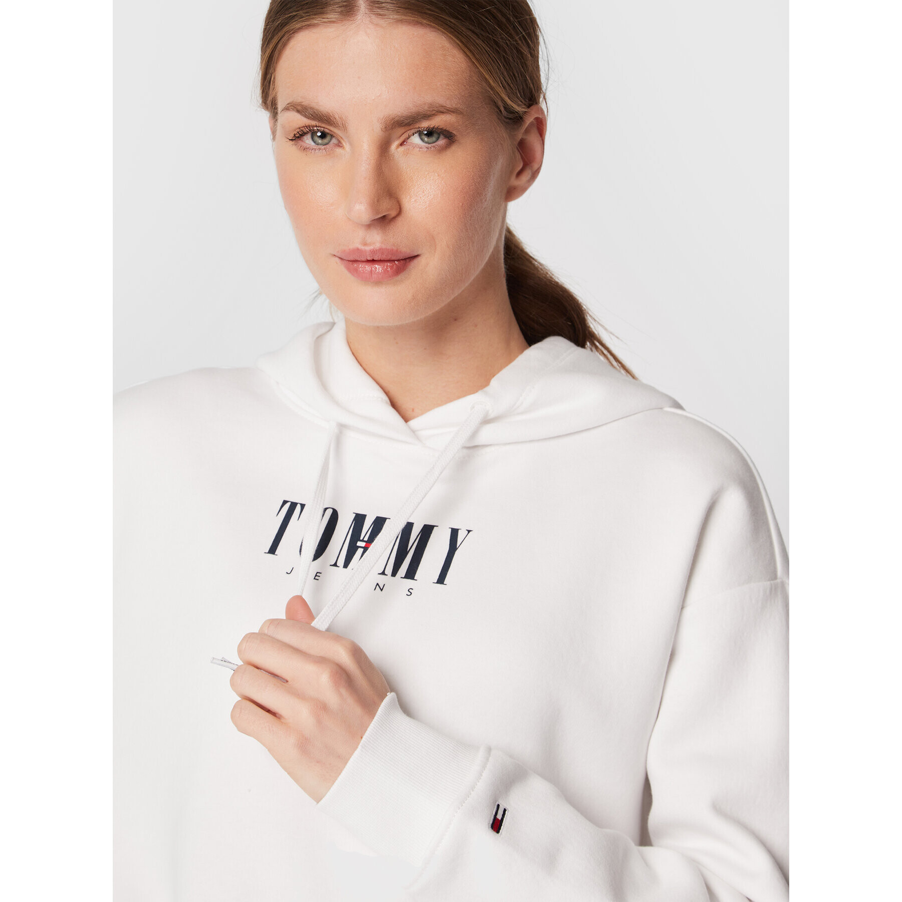 Tommy Jeans Суитшърт Essential Logo DW0DW14327 Бял Relaxed Fit - Pepit.bg