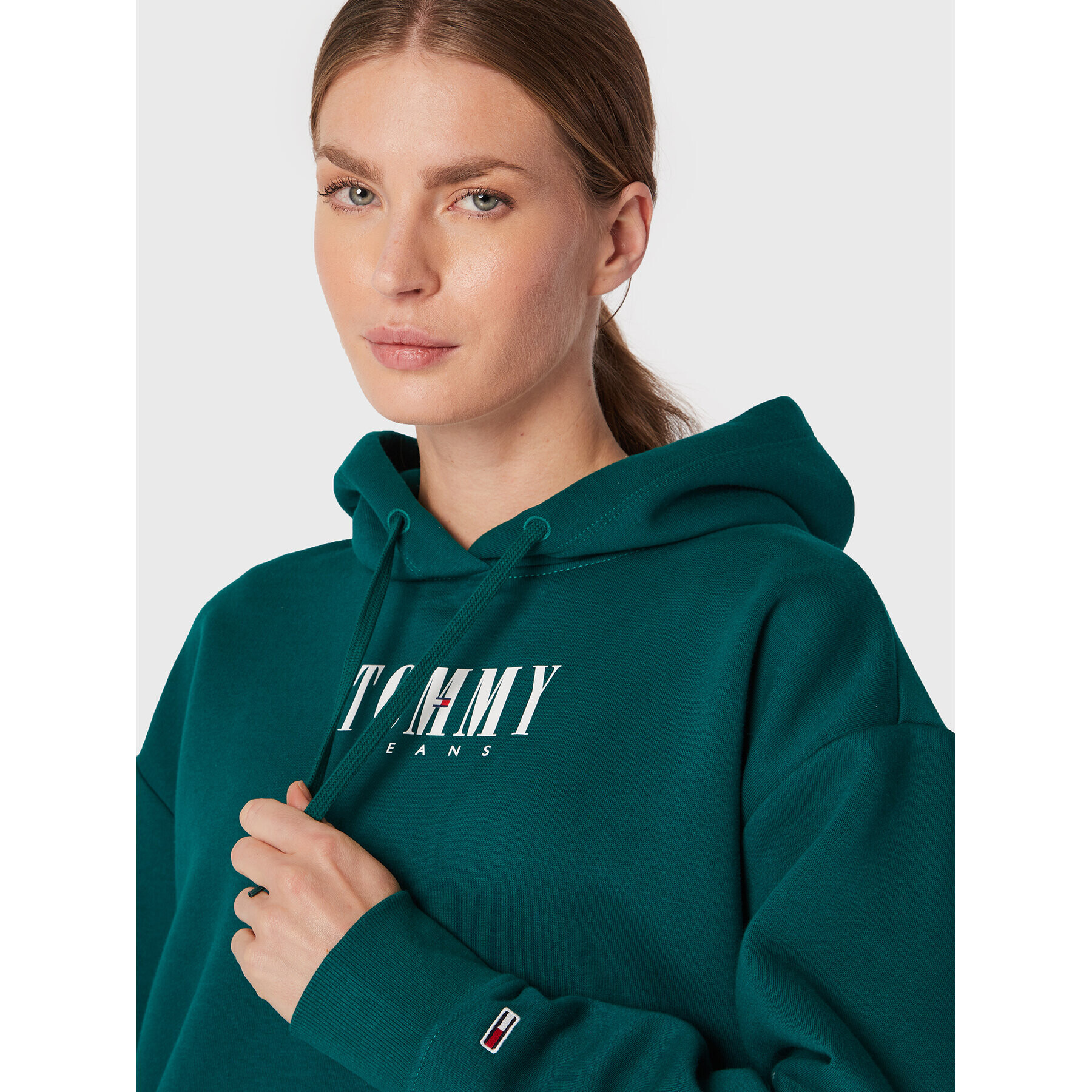 Tommy Jeans Суитшърт Essential Logo DW0DW14327 Зелен Relaxed Fit - Pepit.bg