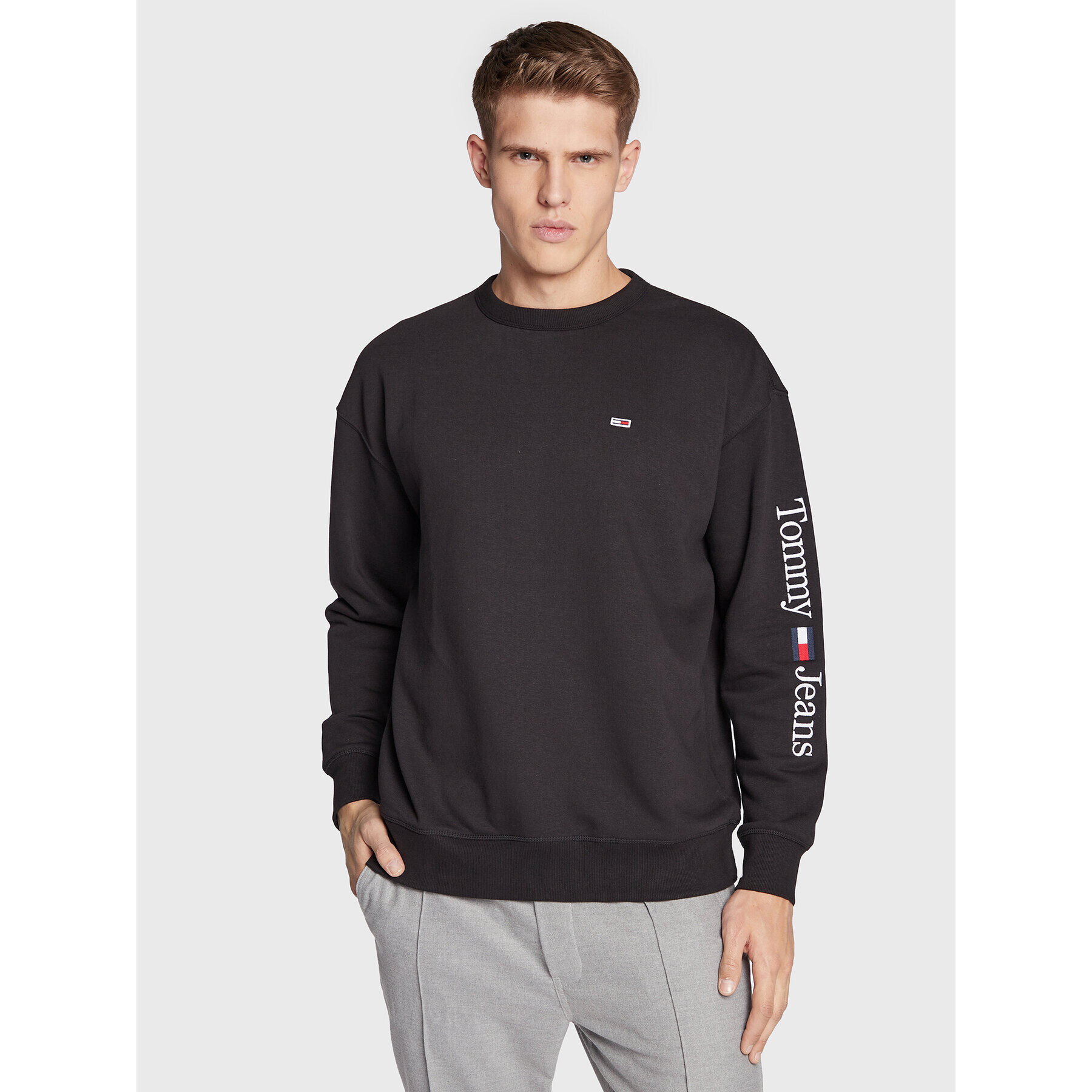 Tommy Jeans Суитшърт Linear DM0DM15012 Черен Regular Fit - Pepit.bg