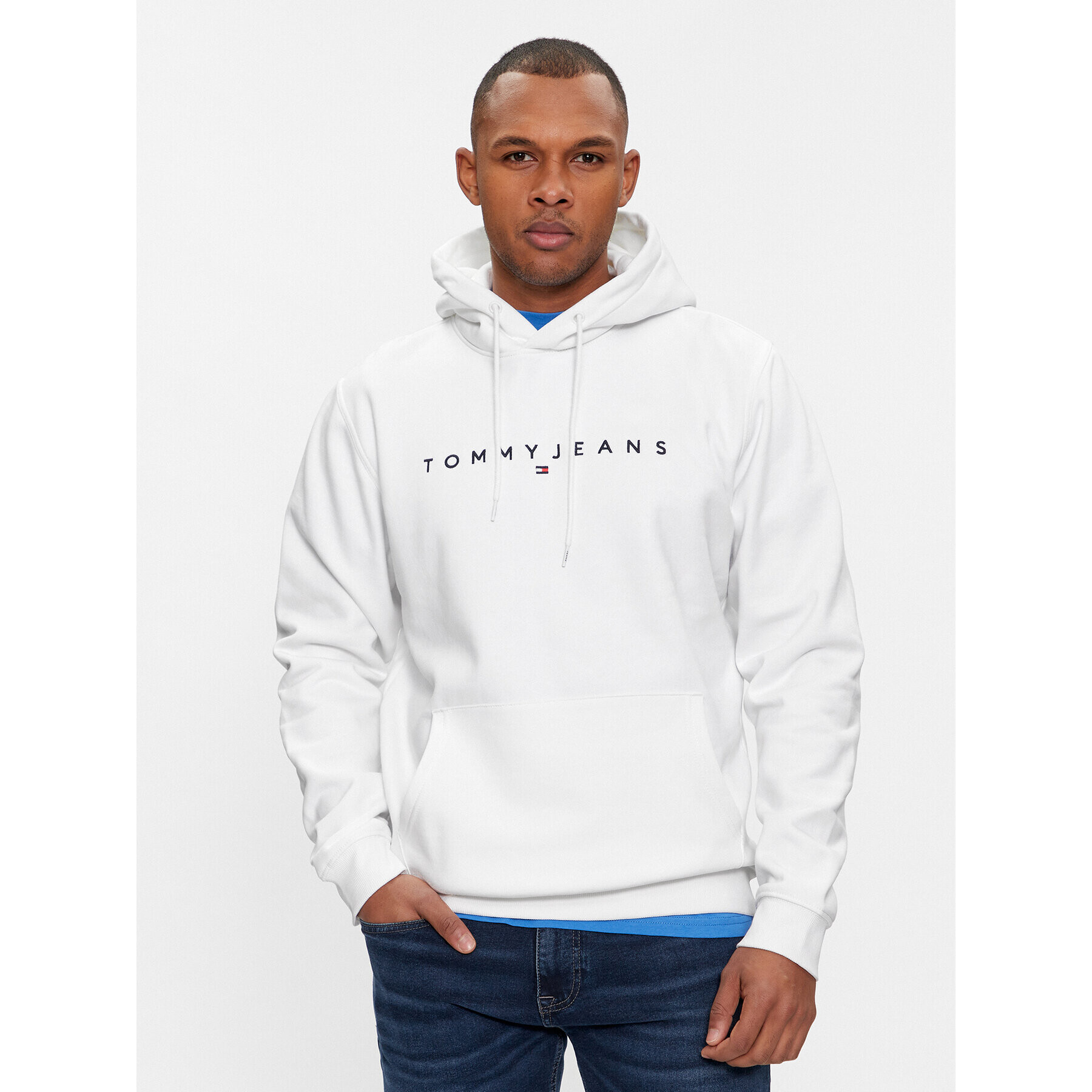 Tommy Jeans Суитшърт Linear Logo DM0DM17985 Бял Regular Fit - Pepit.bg