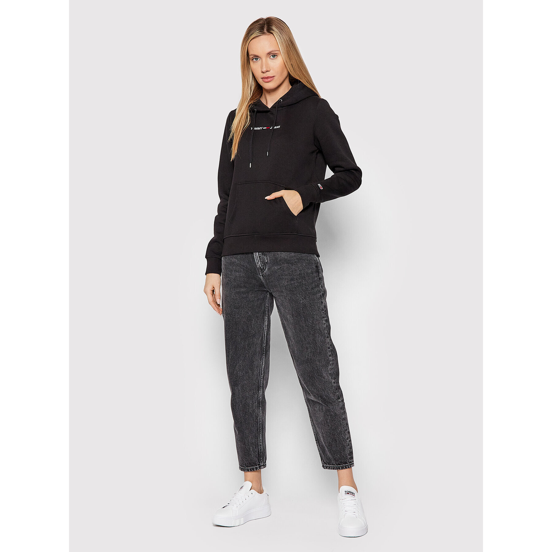 Tommy Jeans Суитшърт Linear Logo DW0DW10132 Черен Regular Fit - Pepit.bg