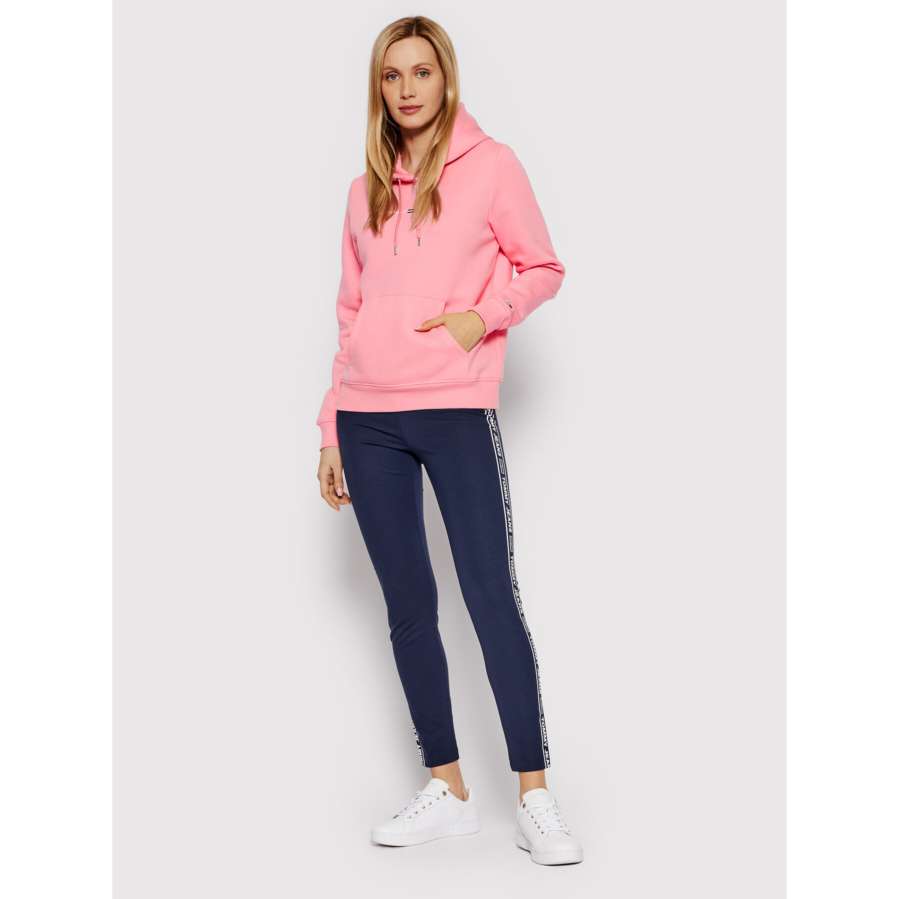 Tommy Jeans Суитшърт Linear Logo DW0DW10132 Розов Regular Fit - Pepit.bg
