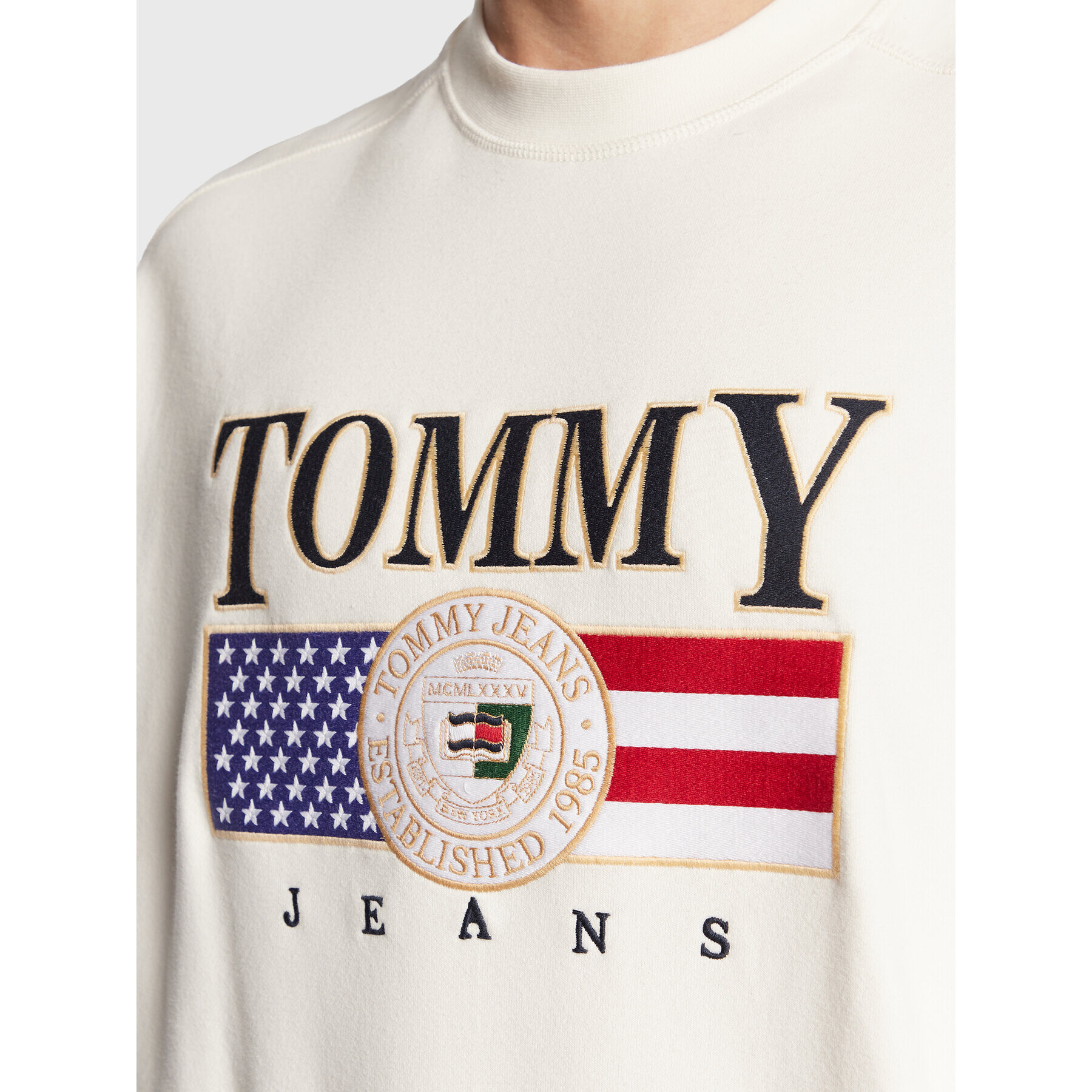 Tommy Jeans Суитшърт Luxe DM0DM15717 Екрю Regular Fit - Pepit.bg