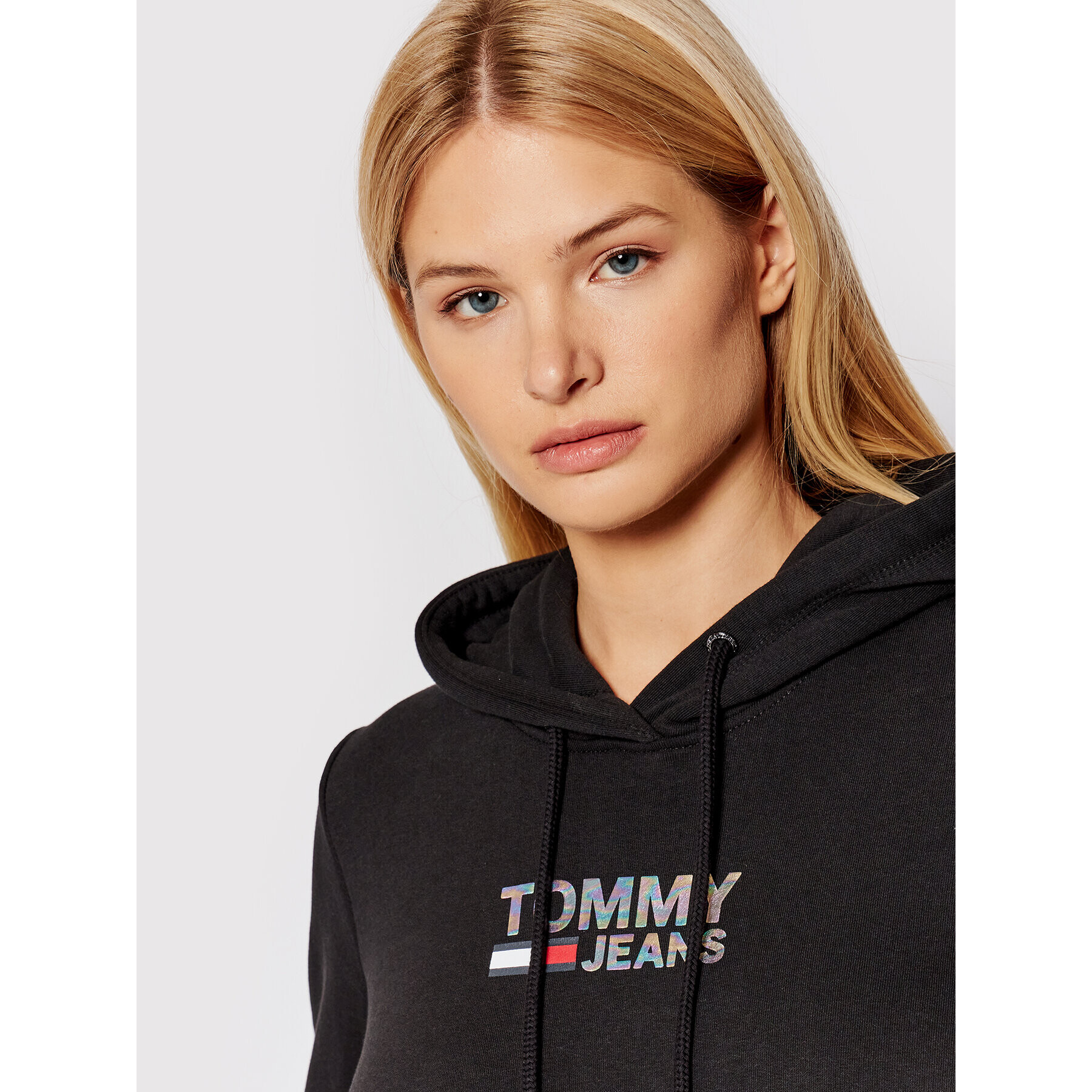 Tommy Jeans Суитшърт Metal Corp Logo DW0DW09247 Черен Slim Fit - Pepit.bg