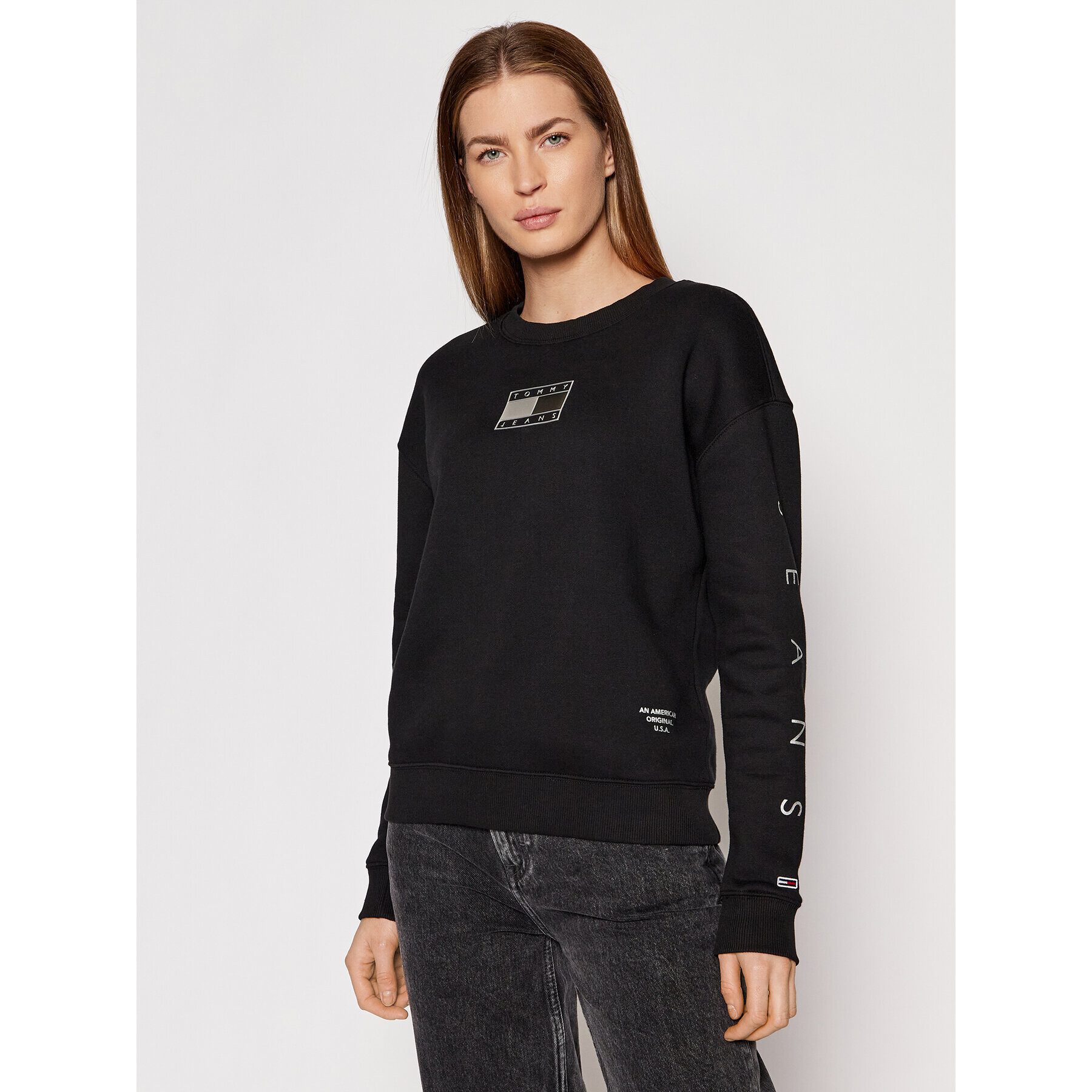 Tommy Jeans Суитшърт Metallic DW0DW12120 Черен Regular Fit - Pepit.bg