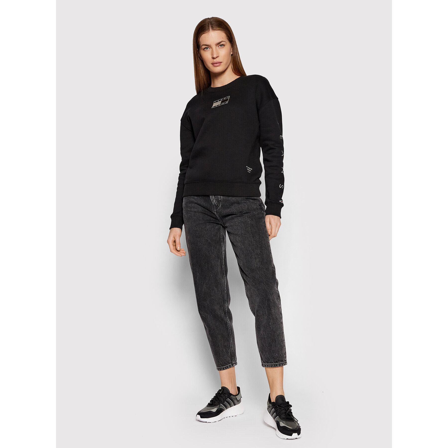 Tommy Jeans Суитшърт Metallic DW0DW12120 Черен Regular Fit - Pepit.bg