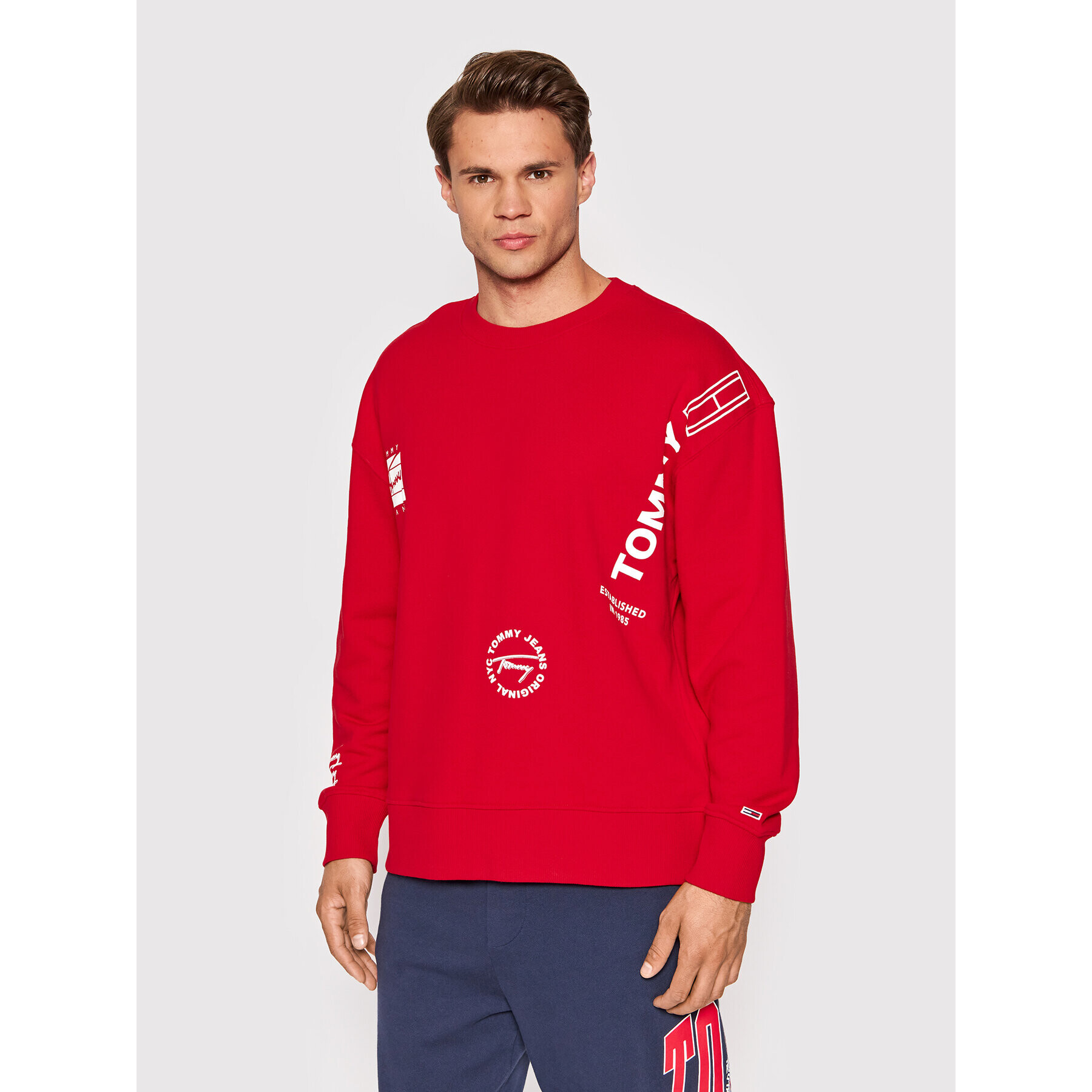 Tommy Jeans Суитшърт Multi Graphic DM0DM12937 Червен Regular Fit - Pepit.bg