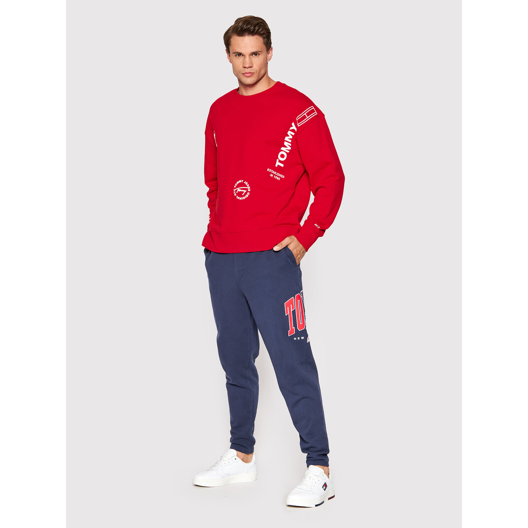 Tommy Jeans Суитшърт Multi Graphic DM0DM12937 Червен Regular Fit - Pepit.bg