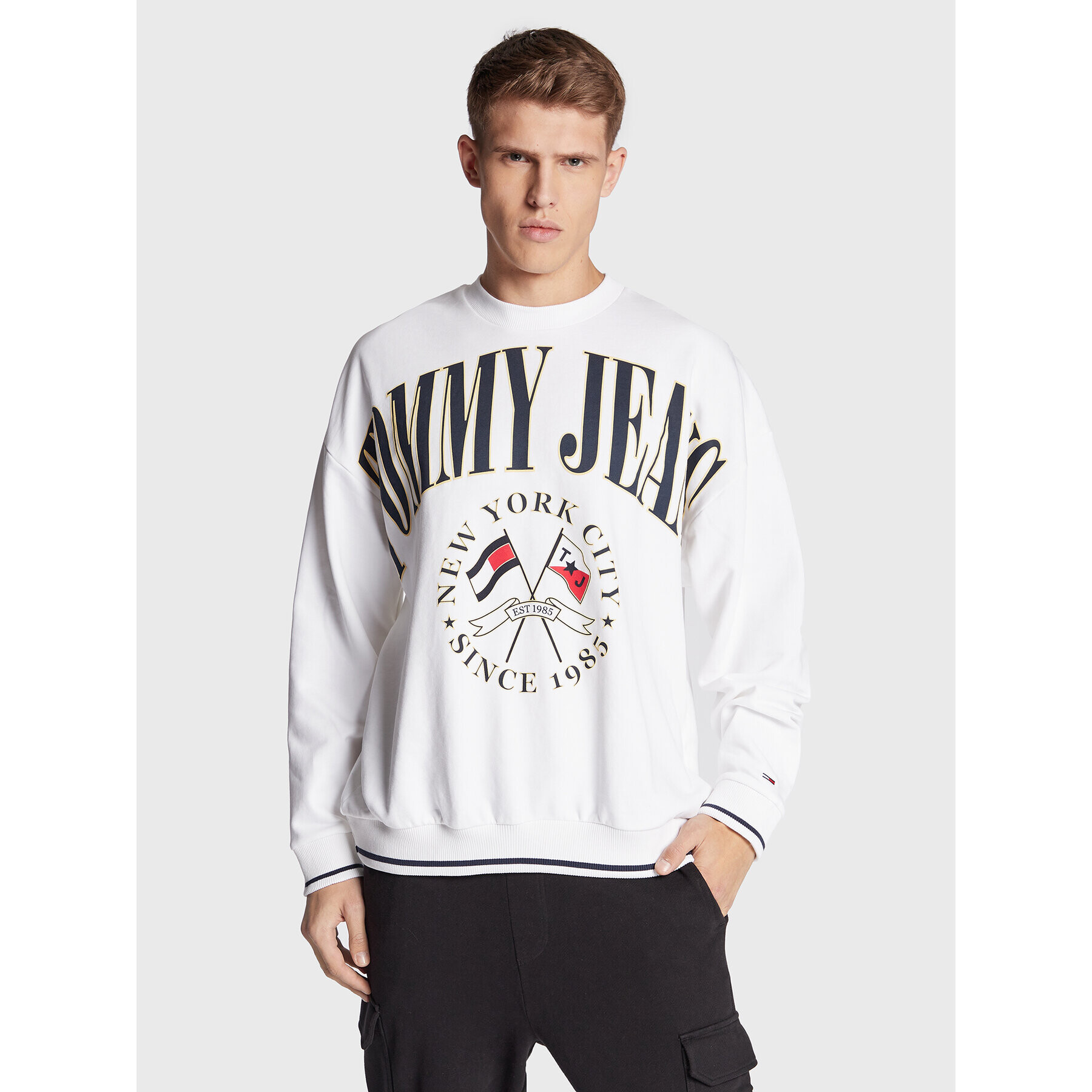 Tommy Jeans Суитшърт Skater DM0DM15024 Бял Relaxed Fit - Pepit.bg