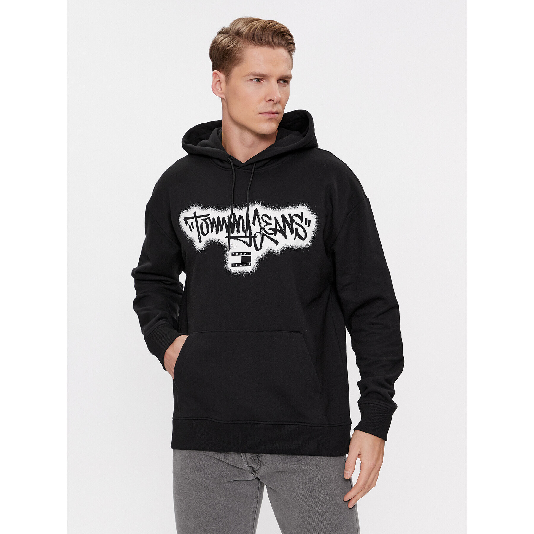 Tommy Jeans Суитшърт Spray Graffiti DM0DM18419 Черен Relaxed Fit - Pepit.bg