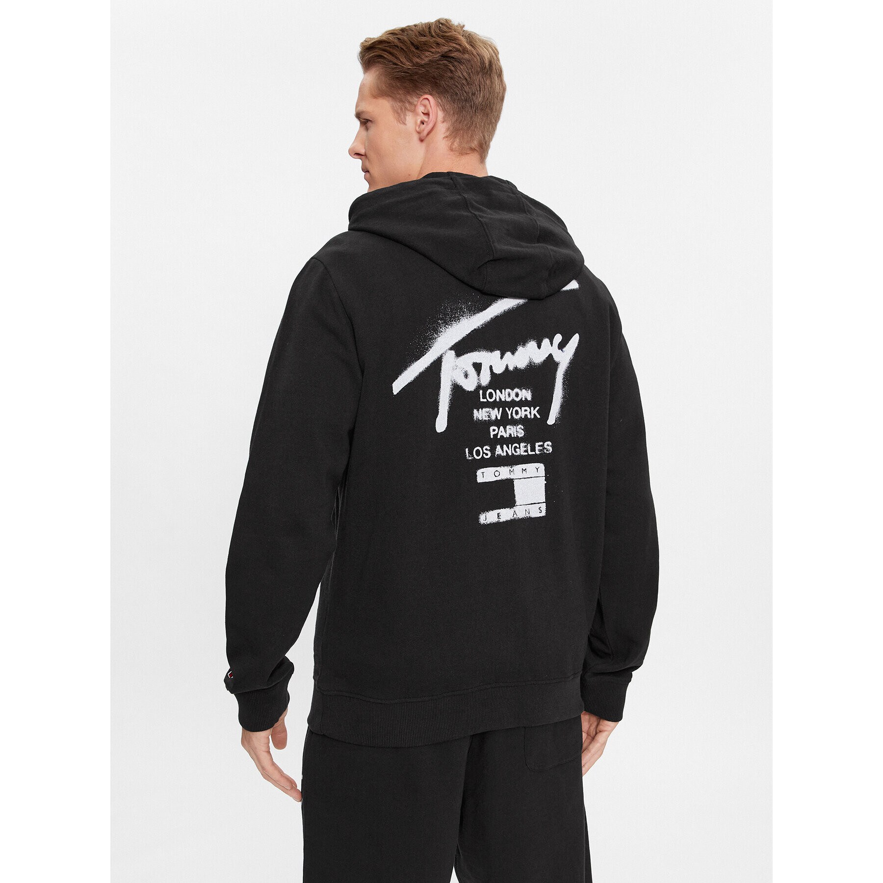 Tommy Jeans Суитшърт Spray Print DM0DM17793 Черен Regular Fit - Pepit.bg