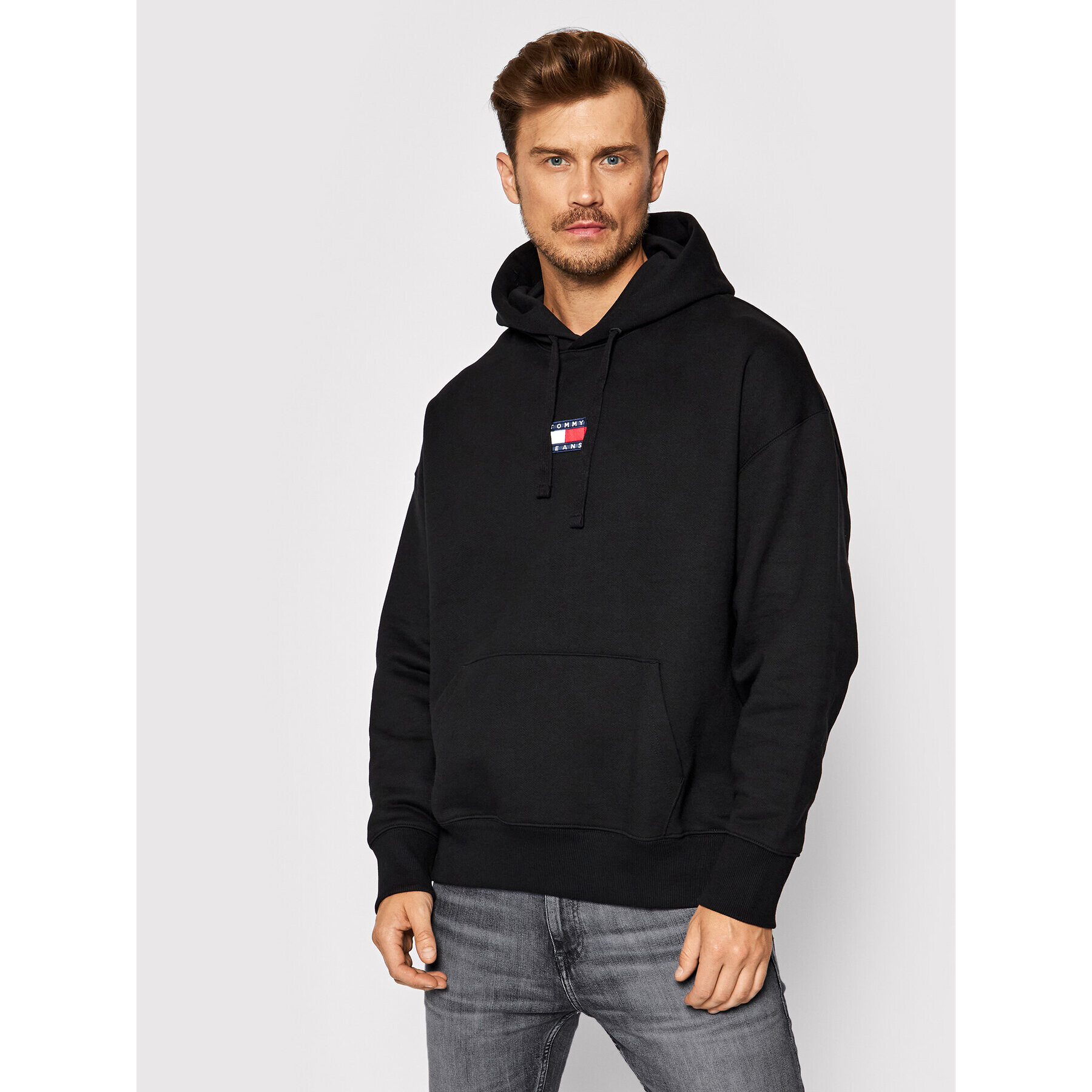 Tommy Jeans Суитшърт Tjm Badge DM0DM10904 Черен Regular Fit - Pepit.bg