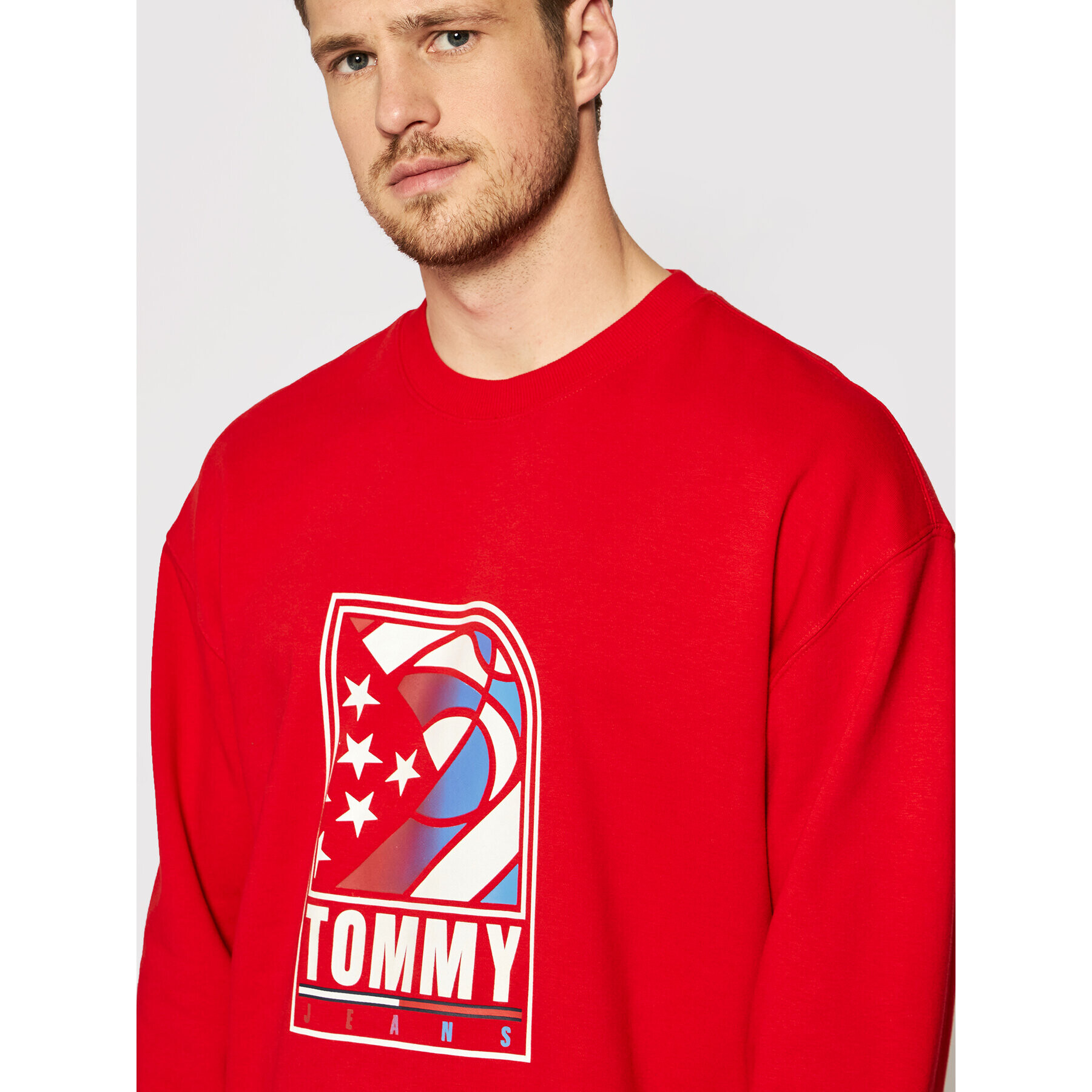 Tommy Jeans Суитшърт Tjm Basketball DM0DM10661 Червен Relaxed Fit - Pepit.bg