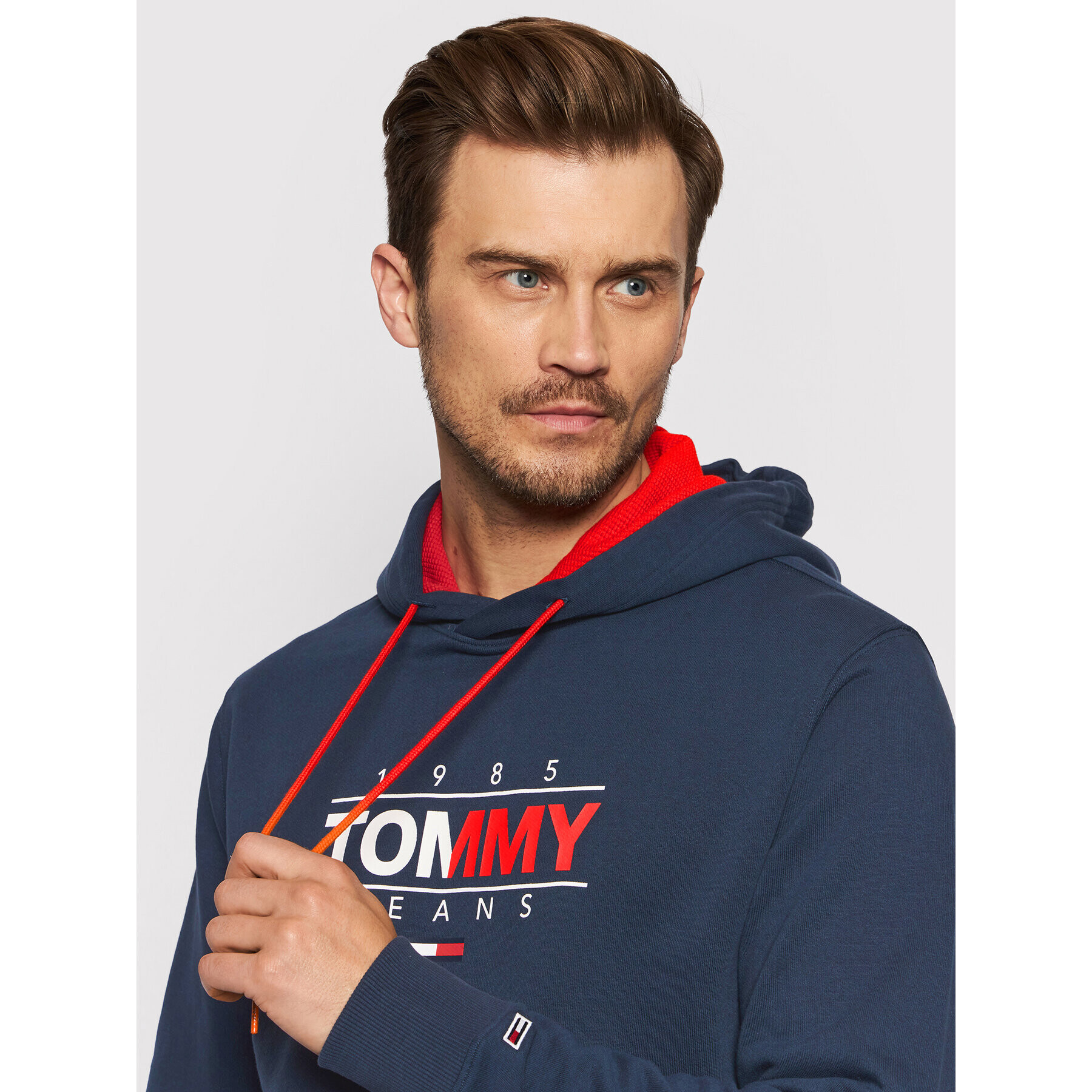 Tommy Jeans Суитшърт Tjm Essential Graphic DM0DM11630 Тъмносин Regular Fit - Pepit.bg