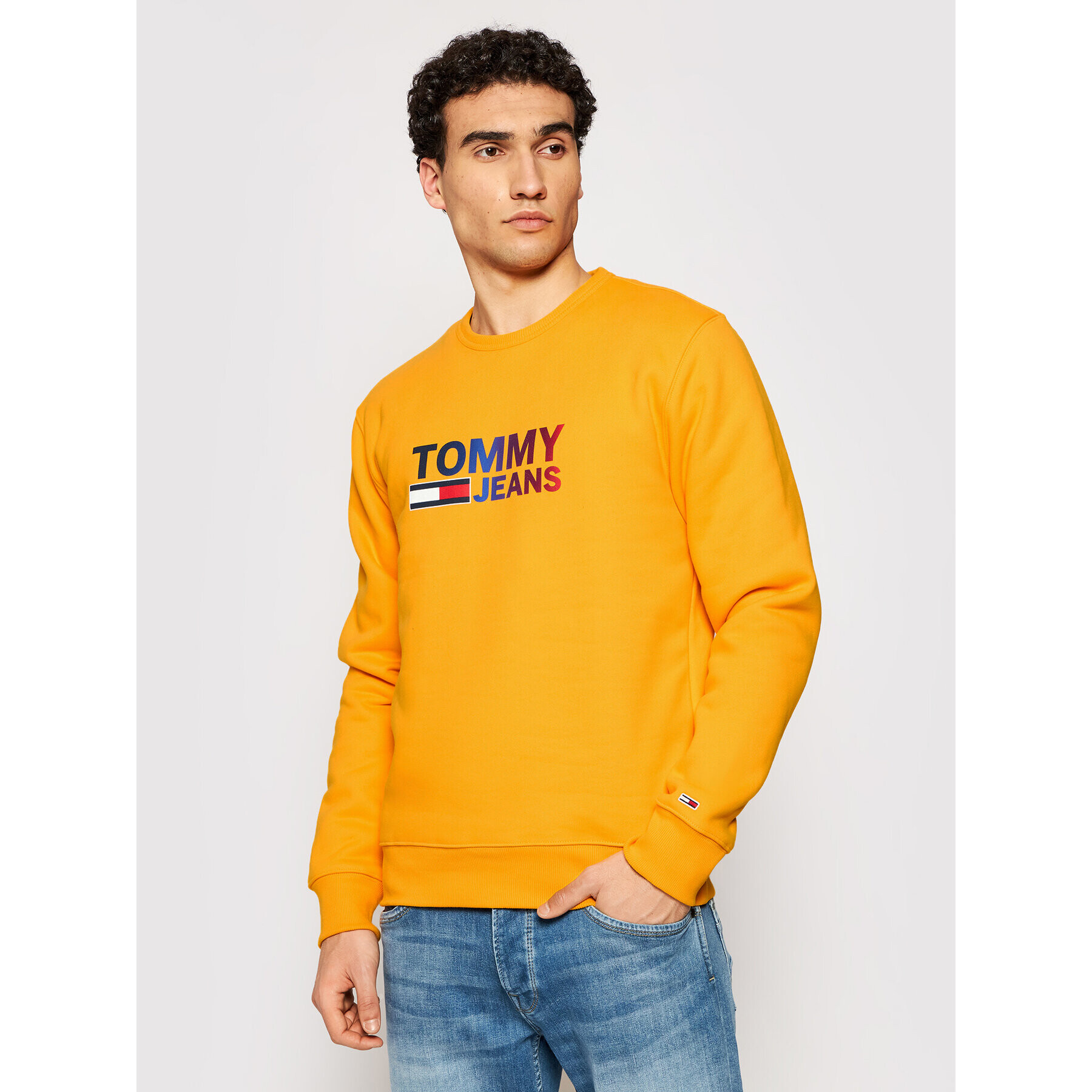 Tommy Jeans Суитшърт Tjm Ombre Logo DM0DM10202 Жълт Regular Fit - Pepit.bg