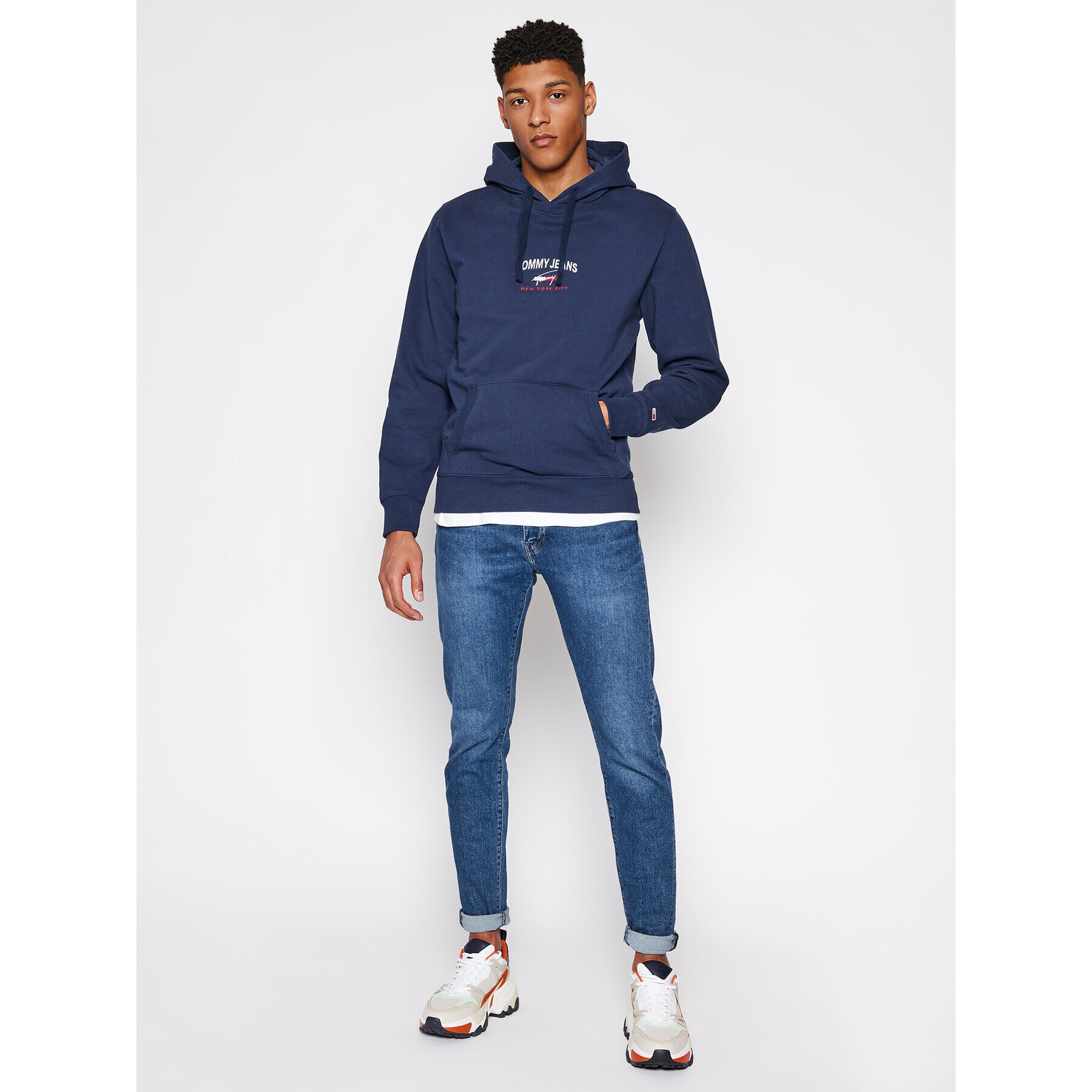 Tommy Jeans Суитшърт Tjm Timeless Tommy Hoodie 1 DM0DM10208 Тъмносин Regular Fit - Pepit.bg