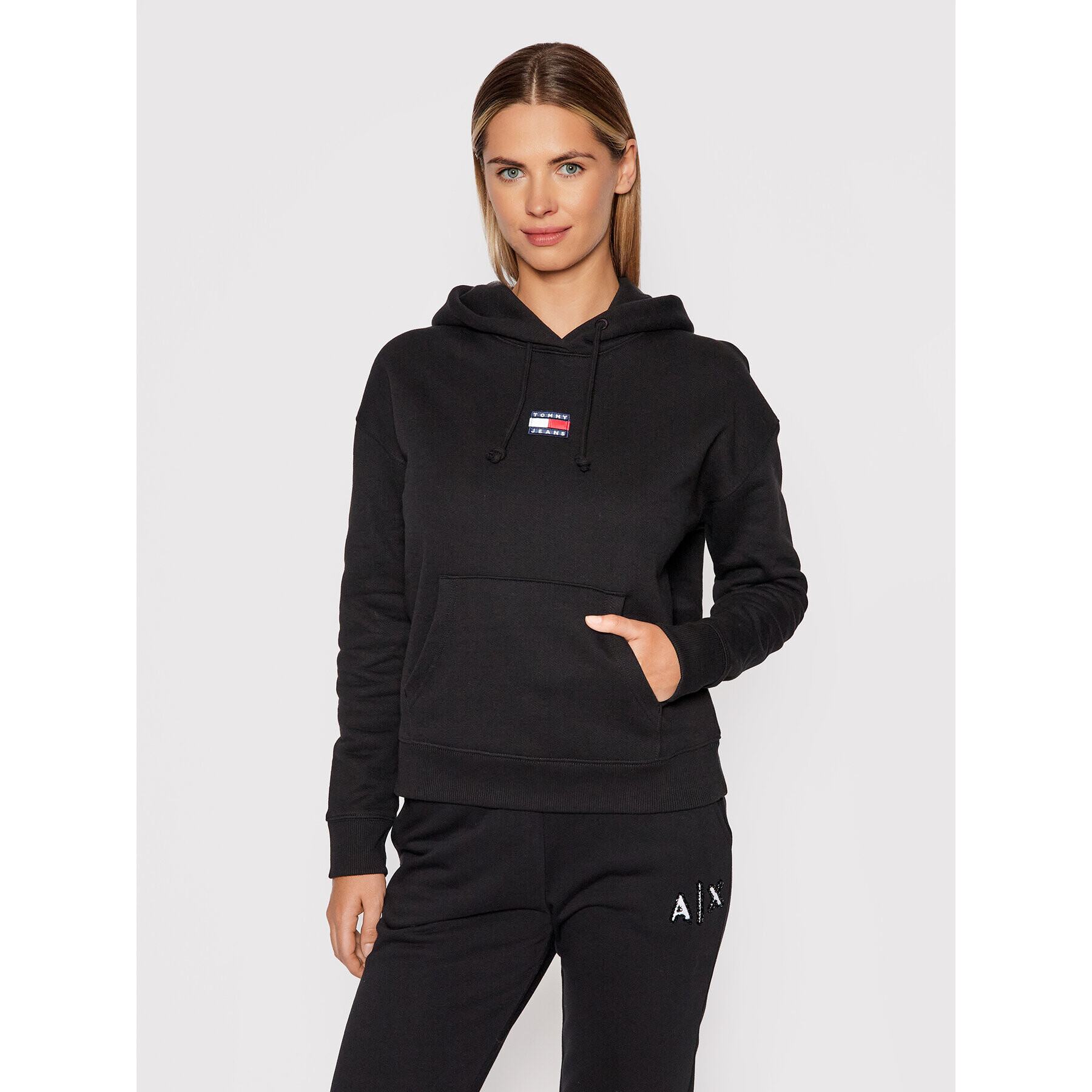 Tommy Jeans Суитшърт Tommy Center DW0DW10403 Черен Regular Fit - Pepit.bg