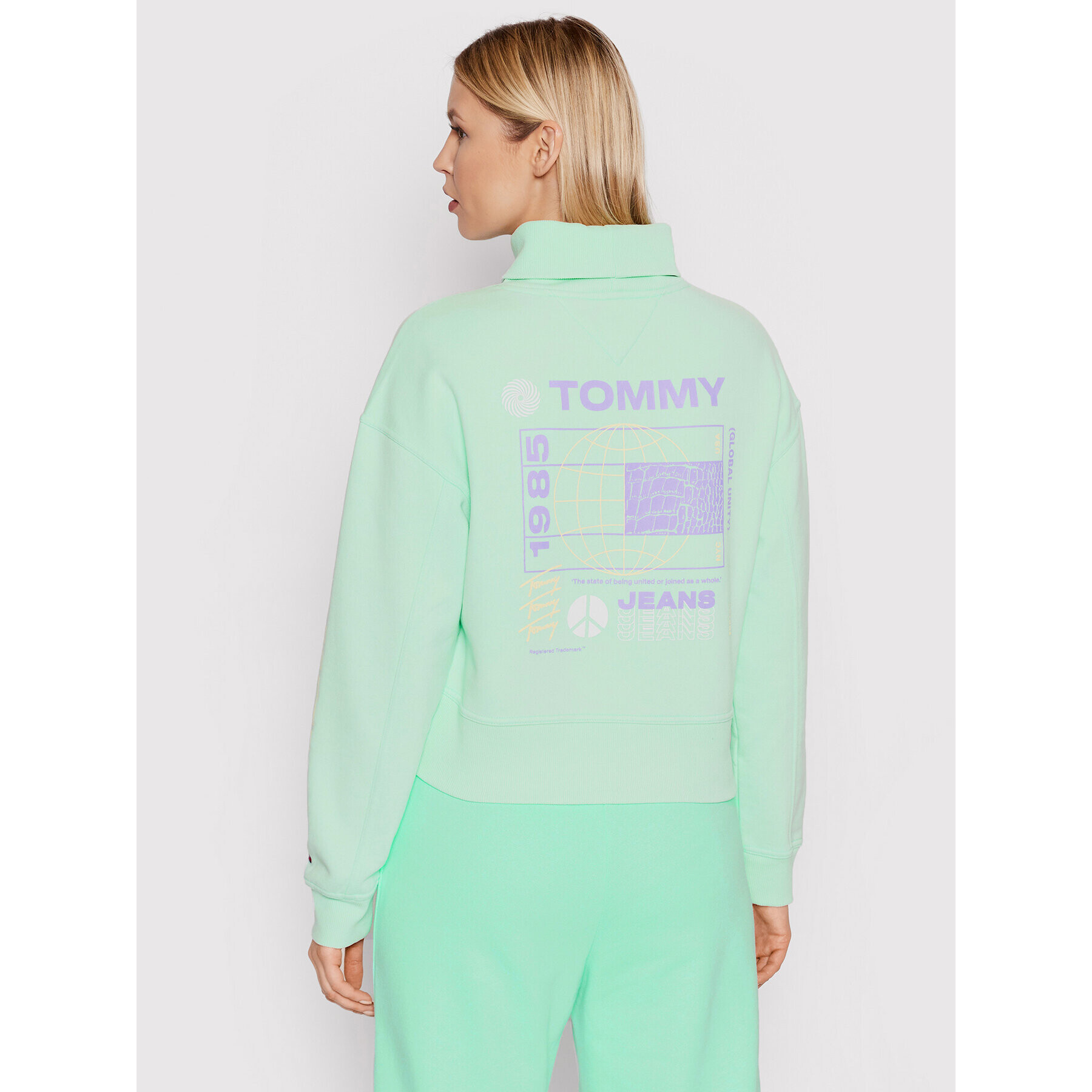 Tommy Jeans Суитшърт Unitees3 Turtle Neck DW0DW11822 Зелен Boxy Fit - Pepit.bg