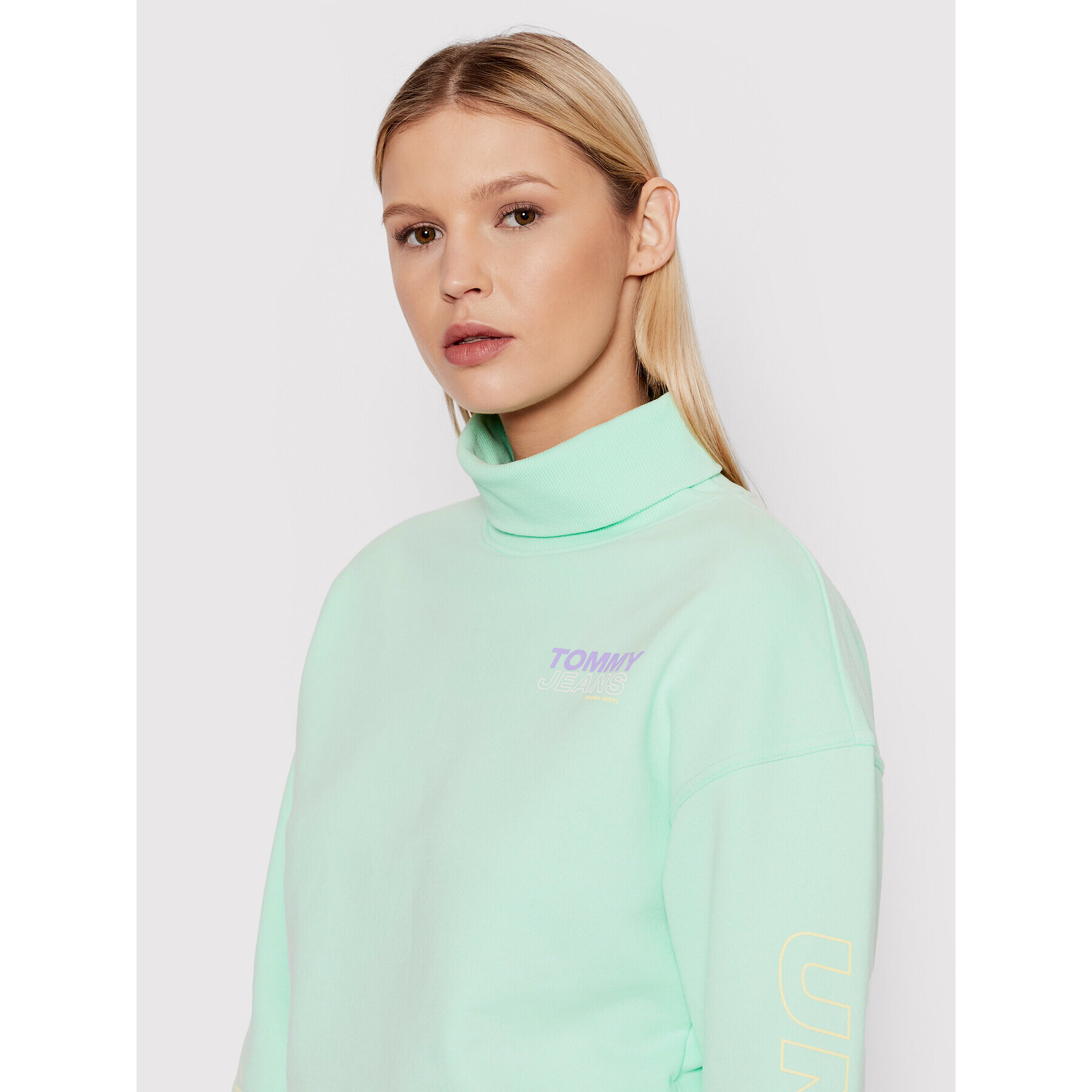 Tommy Jeans Суитшърт Unitees3 Turtle Neck DW0DW11822 Зелен Boxy Fit - Pepit.bg