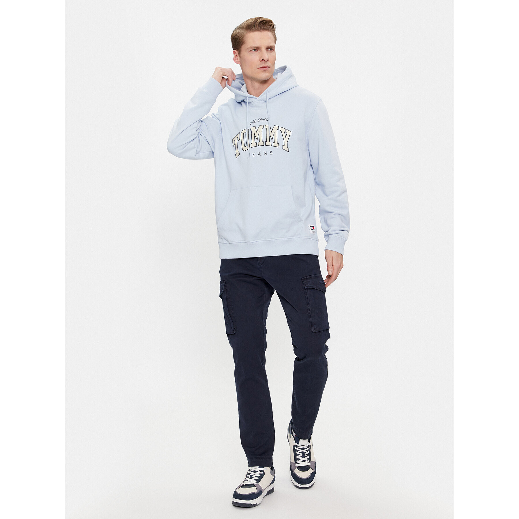 Tommy Jeans Суитшърт Varsity DM0DM18401 Син Regular Fit - Pepit.bg