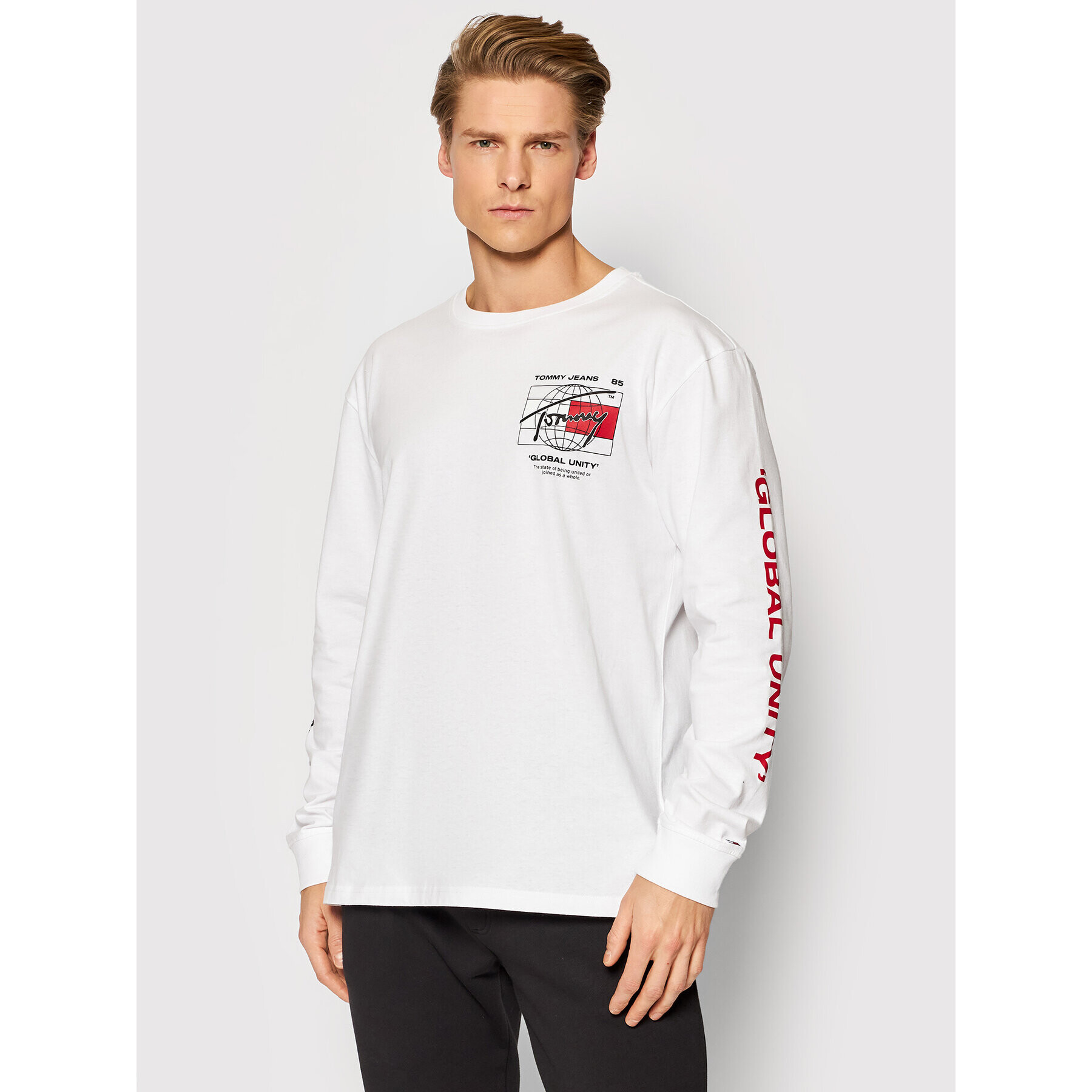 Tommy Jeans Тениска с дълъг ръкав Globe Script DM0DM12412 Бял Regular Fit - Pepit.bg