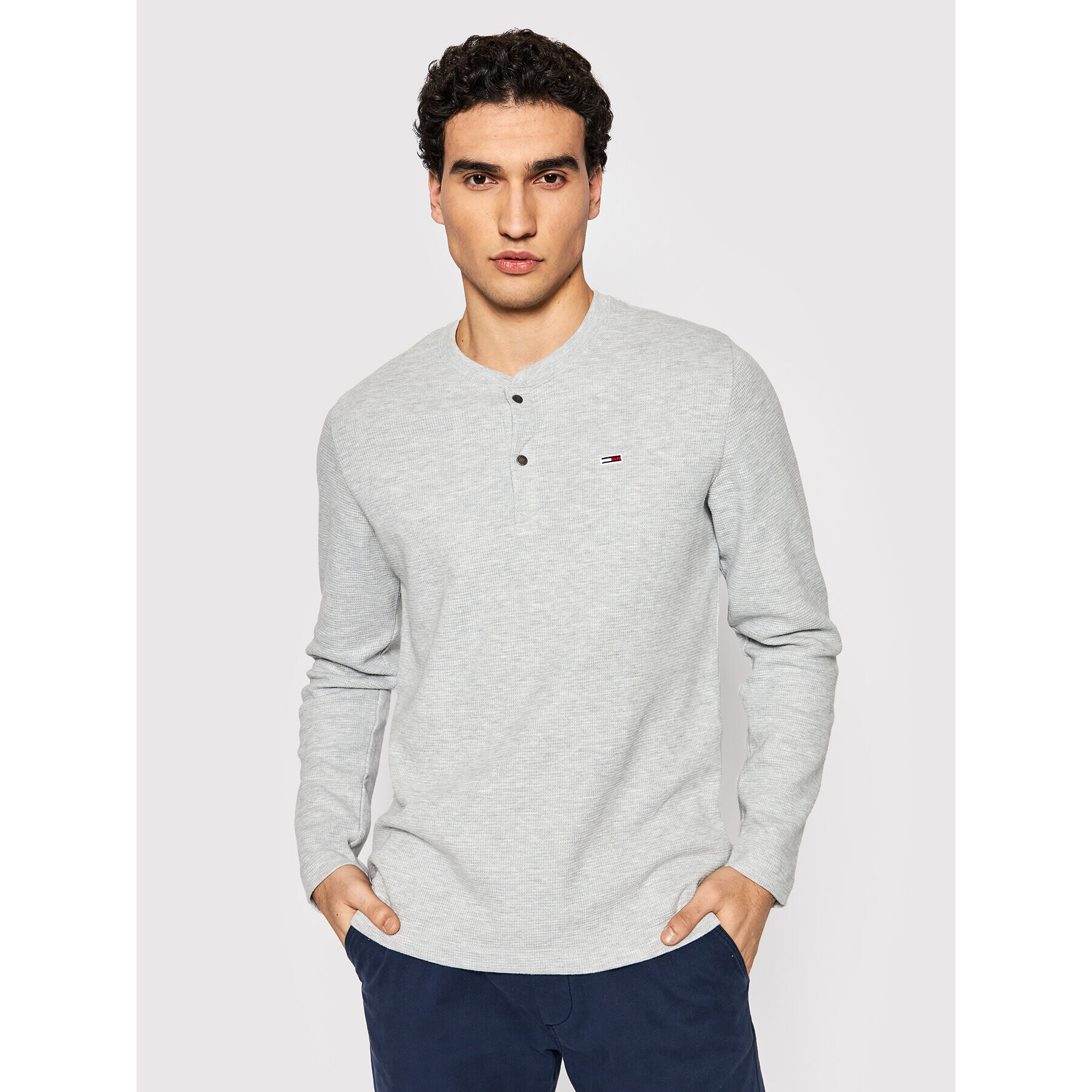 Tommy Jeans Тениска с дълъг ръкав Henley DM0DM12249 Сив Regular Fit - Pepit.bg