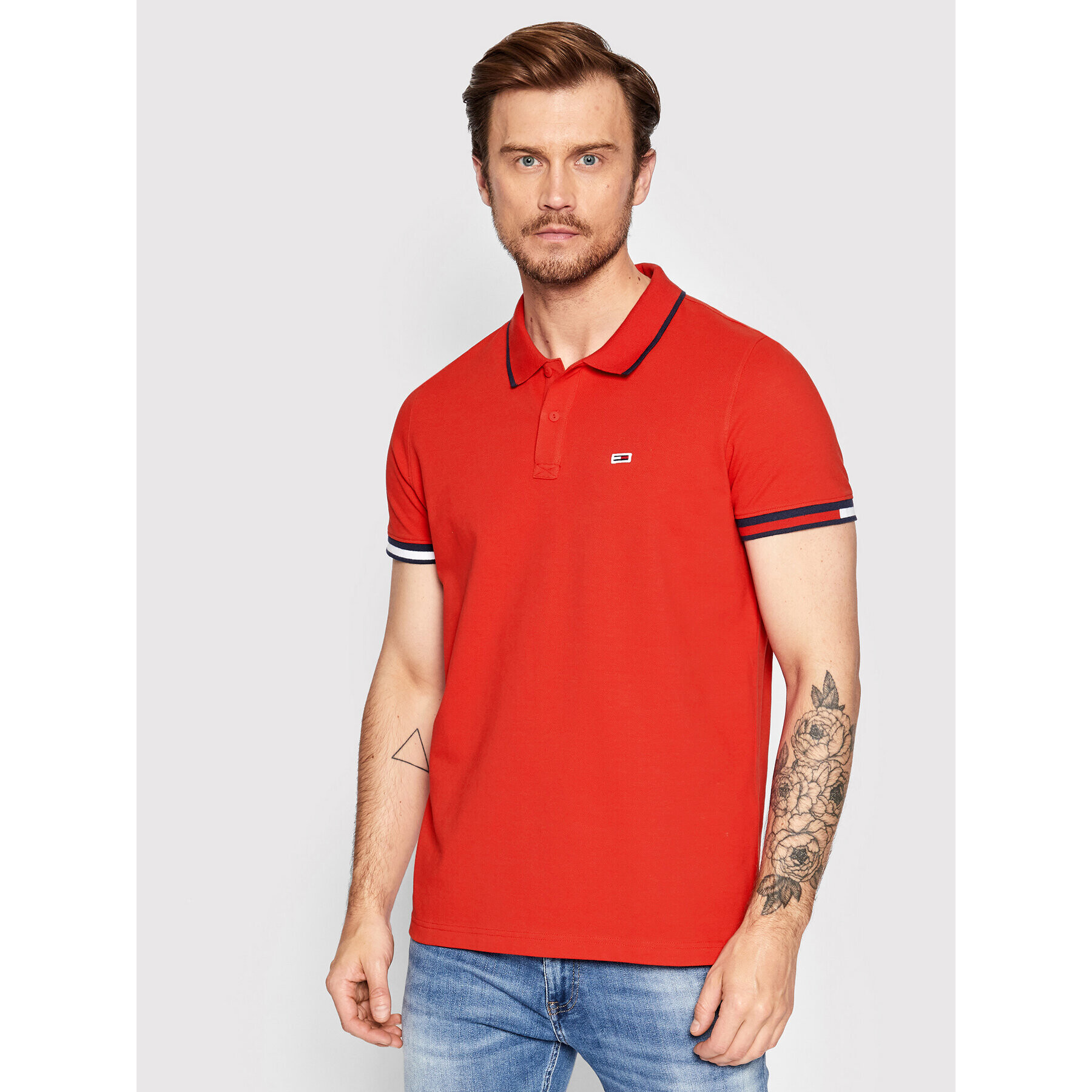 Tommy Jeans Тениска с яка и копчета Tjm Flag Cuffs DM0DM12963 Червен Regular Fit - Pepit.bg