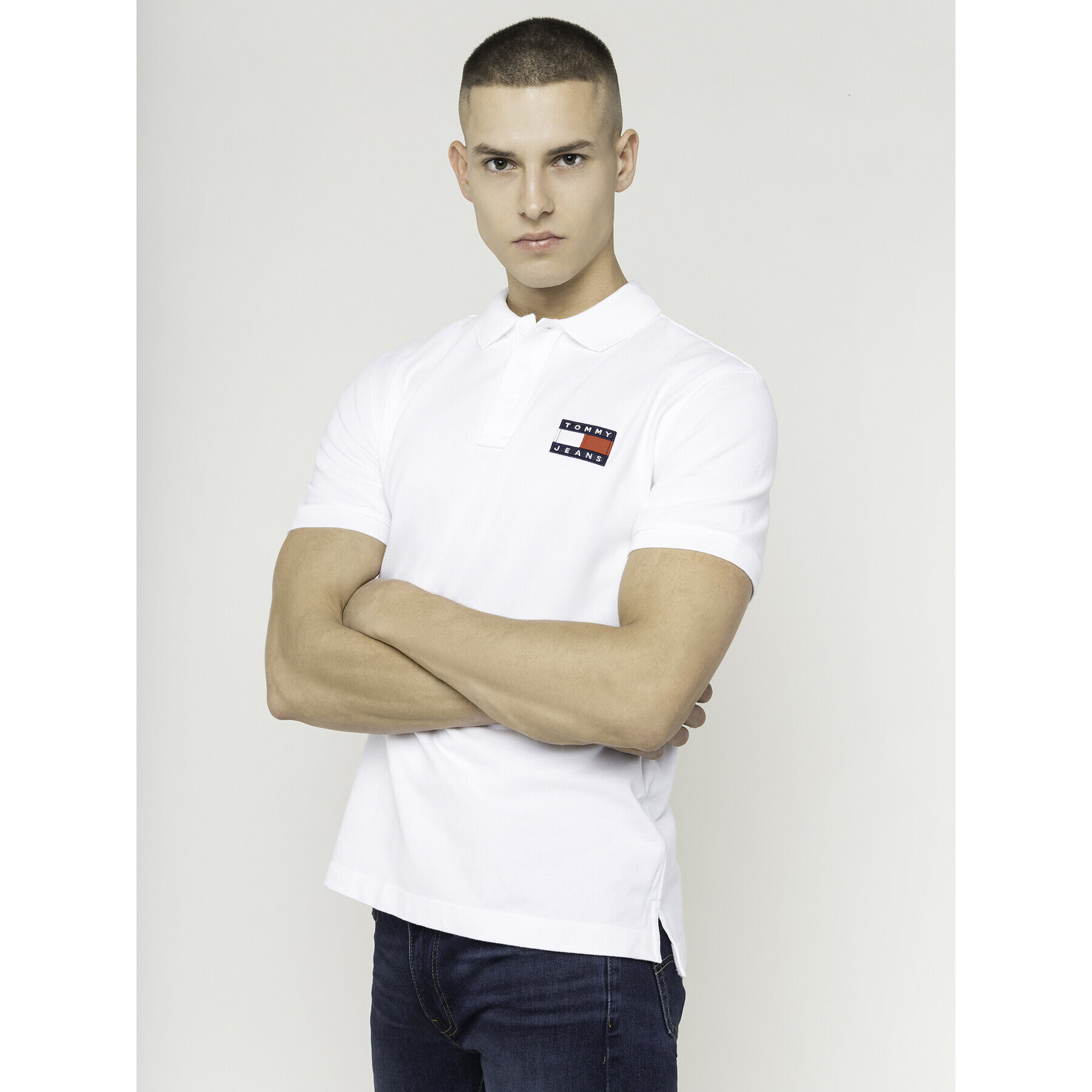 Tommy Jeans Тениска с яка и копчета Tjw Badge DM0DM07456 Бял Regular Fit - Pepit.bg