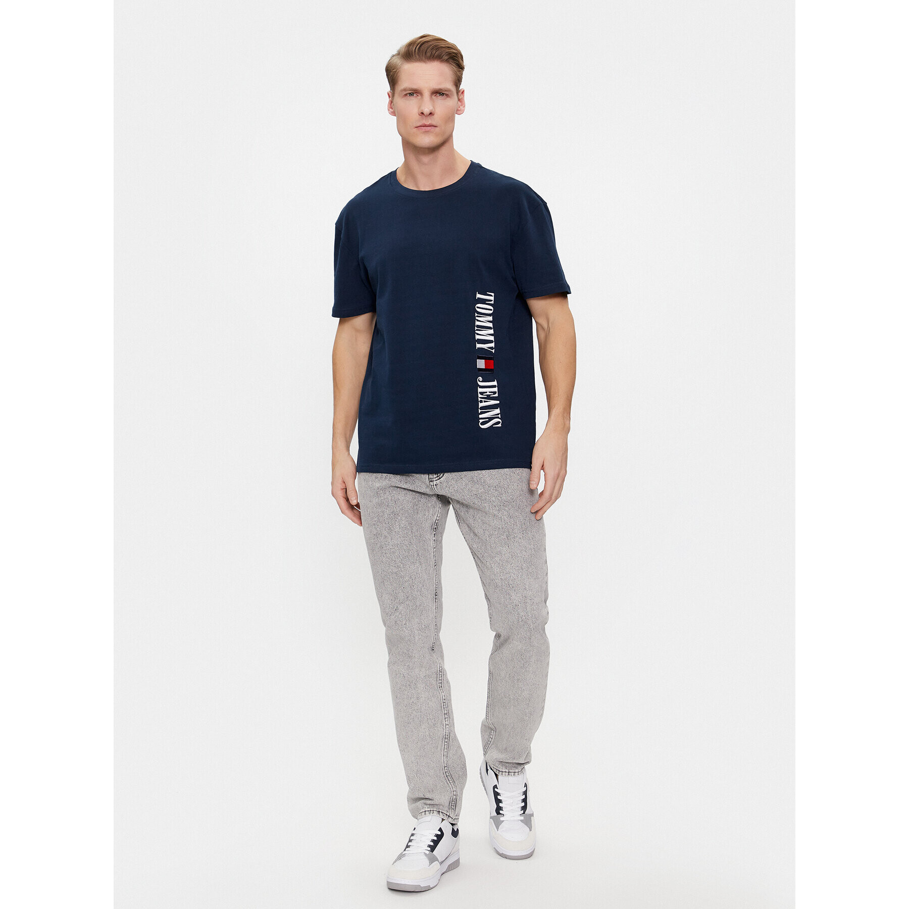 Tommy Jeans Тишърт Archive DM0DM18295 Тъмносин Regular Fit - Pepit.bg