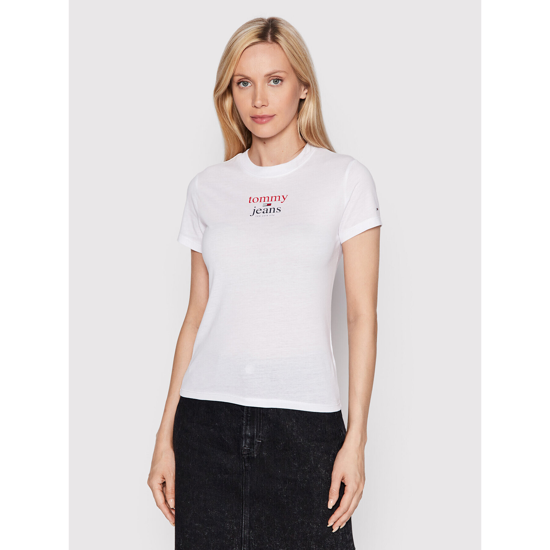 Tommy Jeans Тишърт Baby Essential Logo DW0DW13623 Бял Regular Fit - Pepit.bg