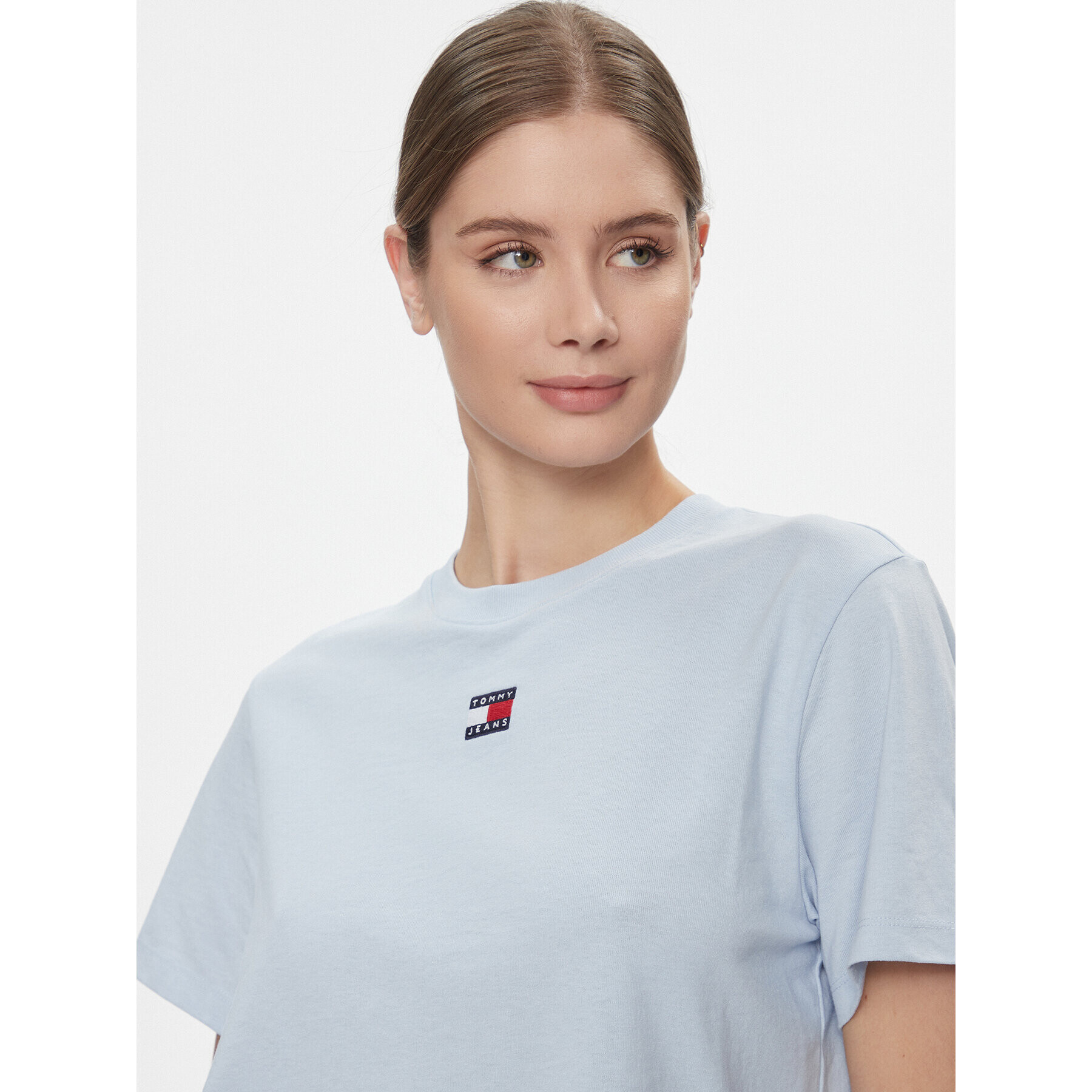 Tommy Jeans Тишърт Badge DW0DW17391 Тъмносин Boxy Fit - Pepit.bg