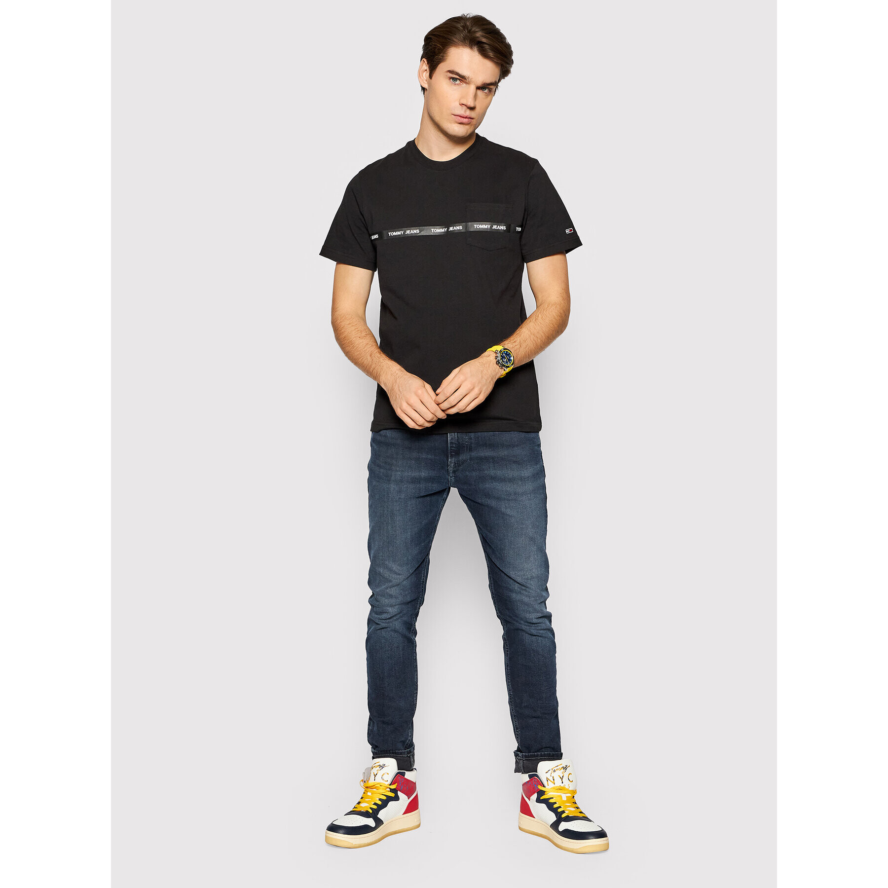 Tommy Jeans Тишърт Branded Tape DM0DM11410 Черен Regular Fit - Pepit.bg