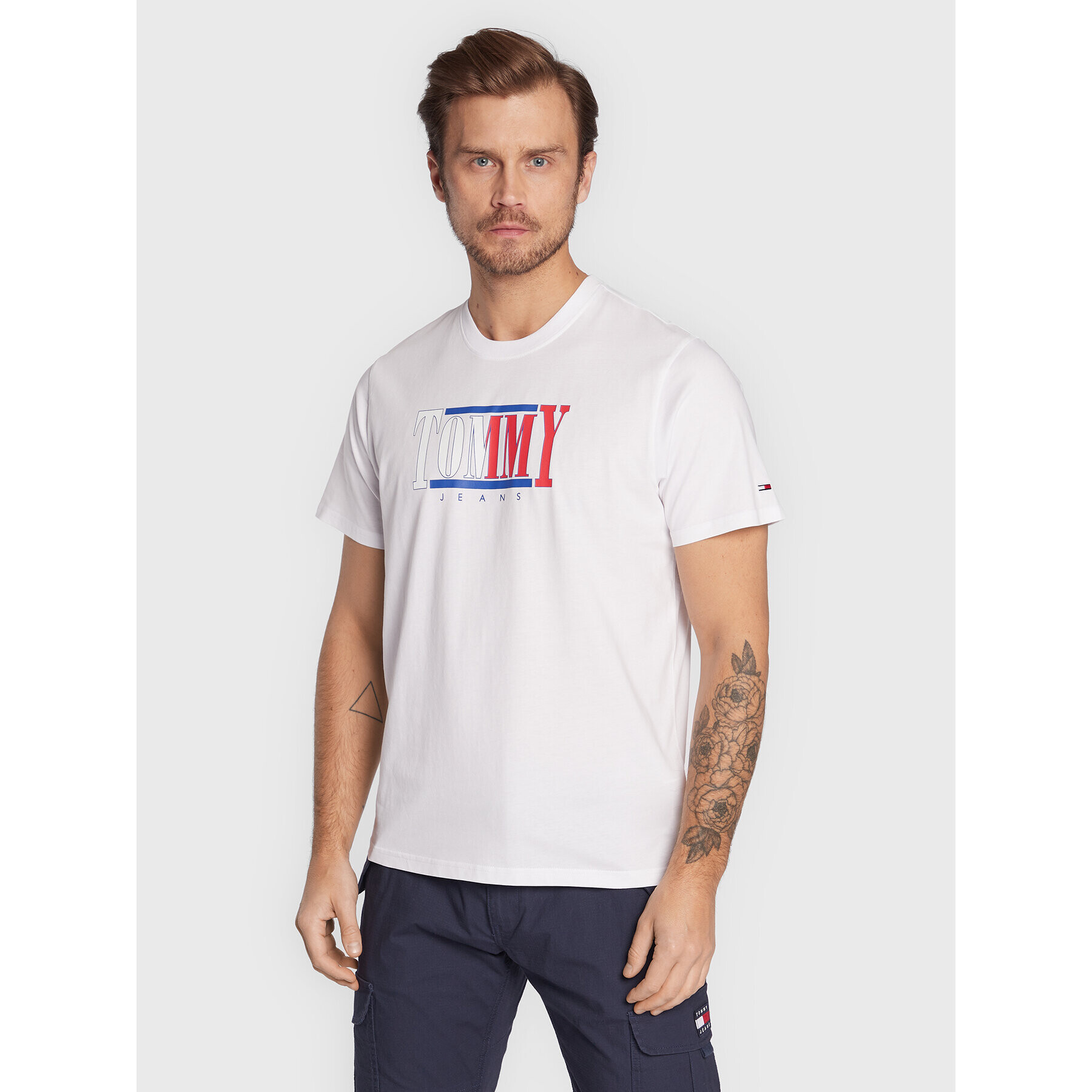 Tommy Jeans Тишърт Centered Logo DM0DM14982 Бял Regular Fit - Pepit.bg