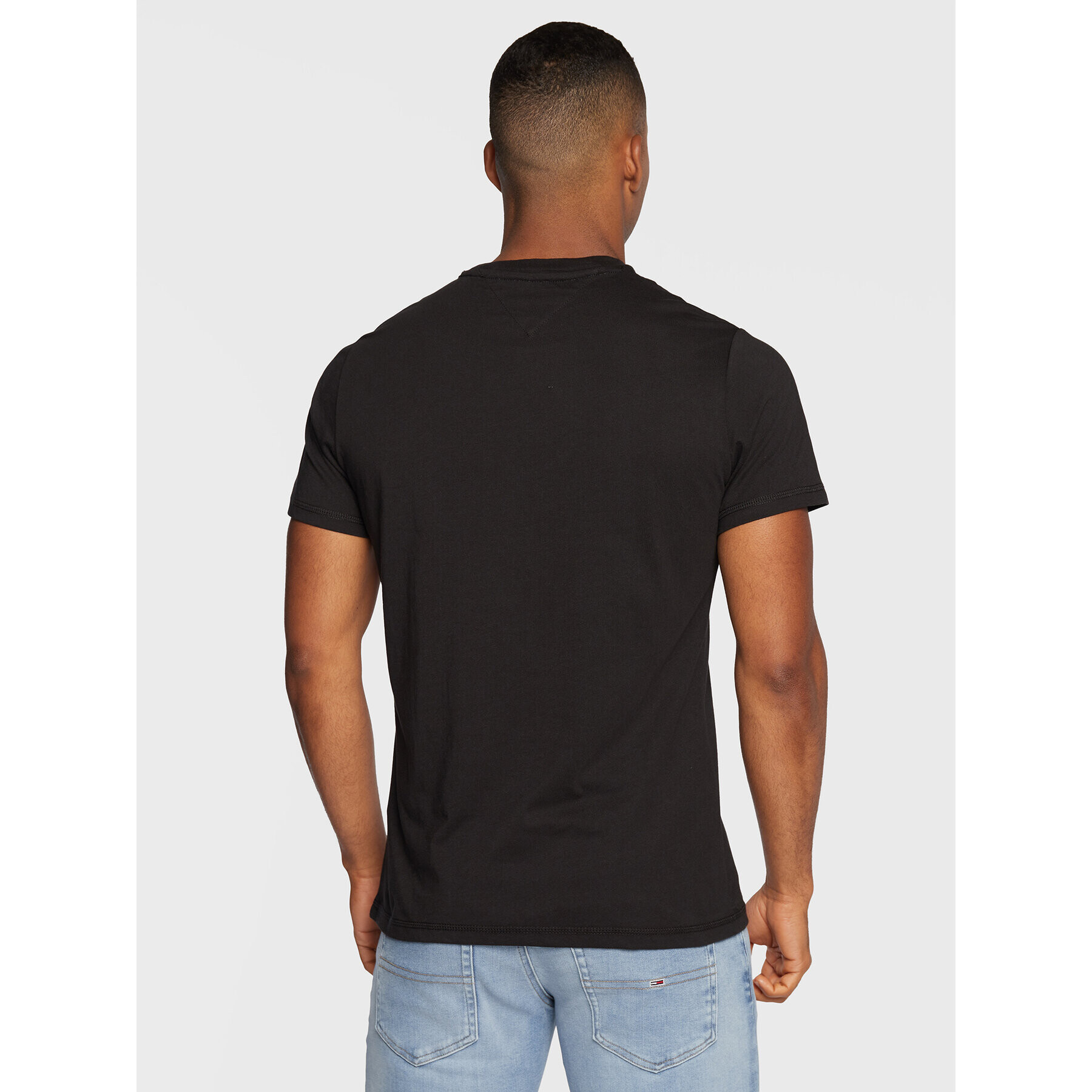 Tommy Jeans Тишърт Chest Logo DM0DM10099 Черен Regular Fit - Pepit.bg
