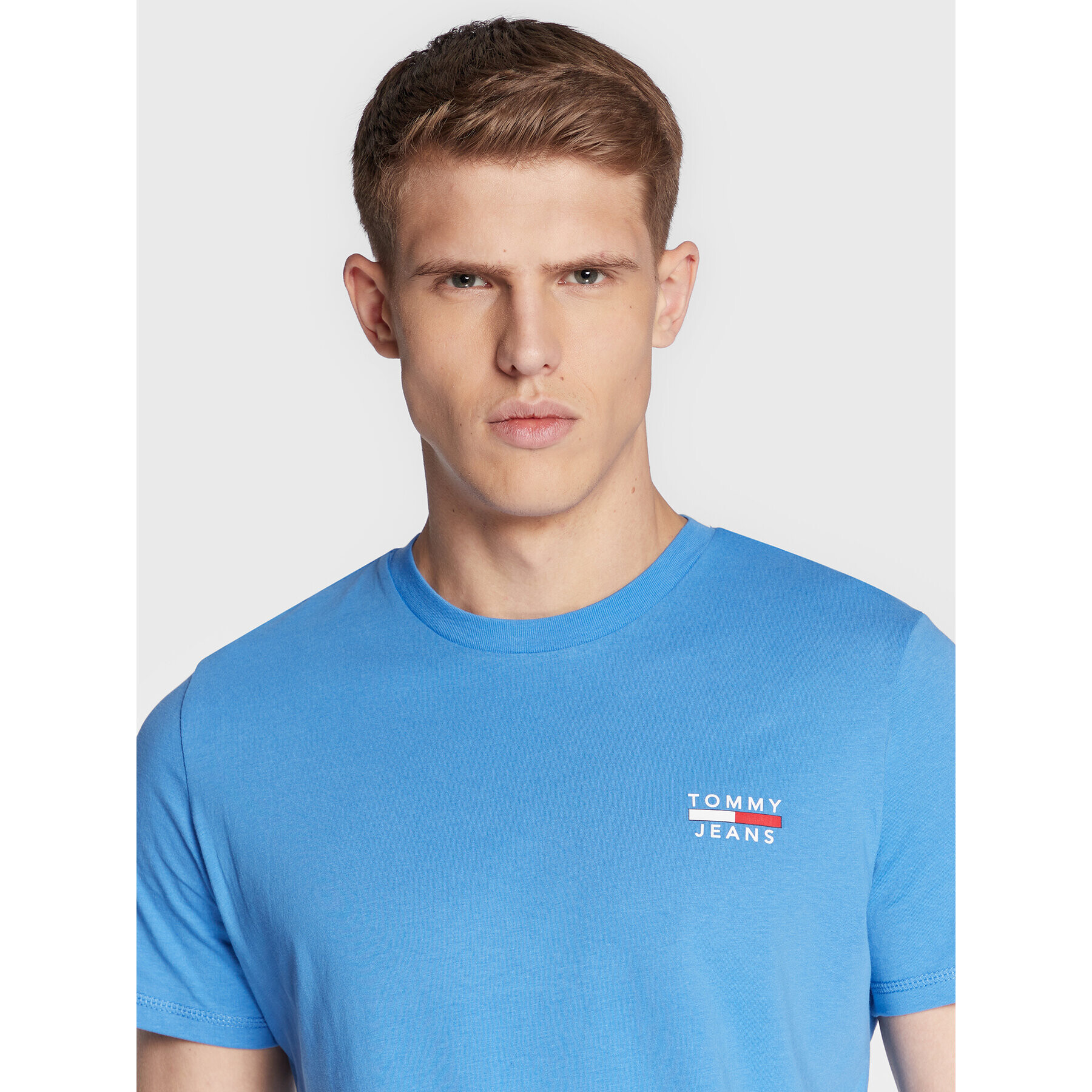 Tommy Jeans Тишърт Chest Logo DM0DM10099 Син Slim Fit - Pepit.bg